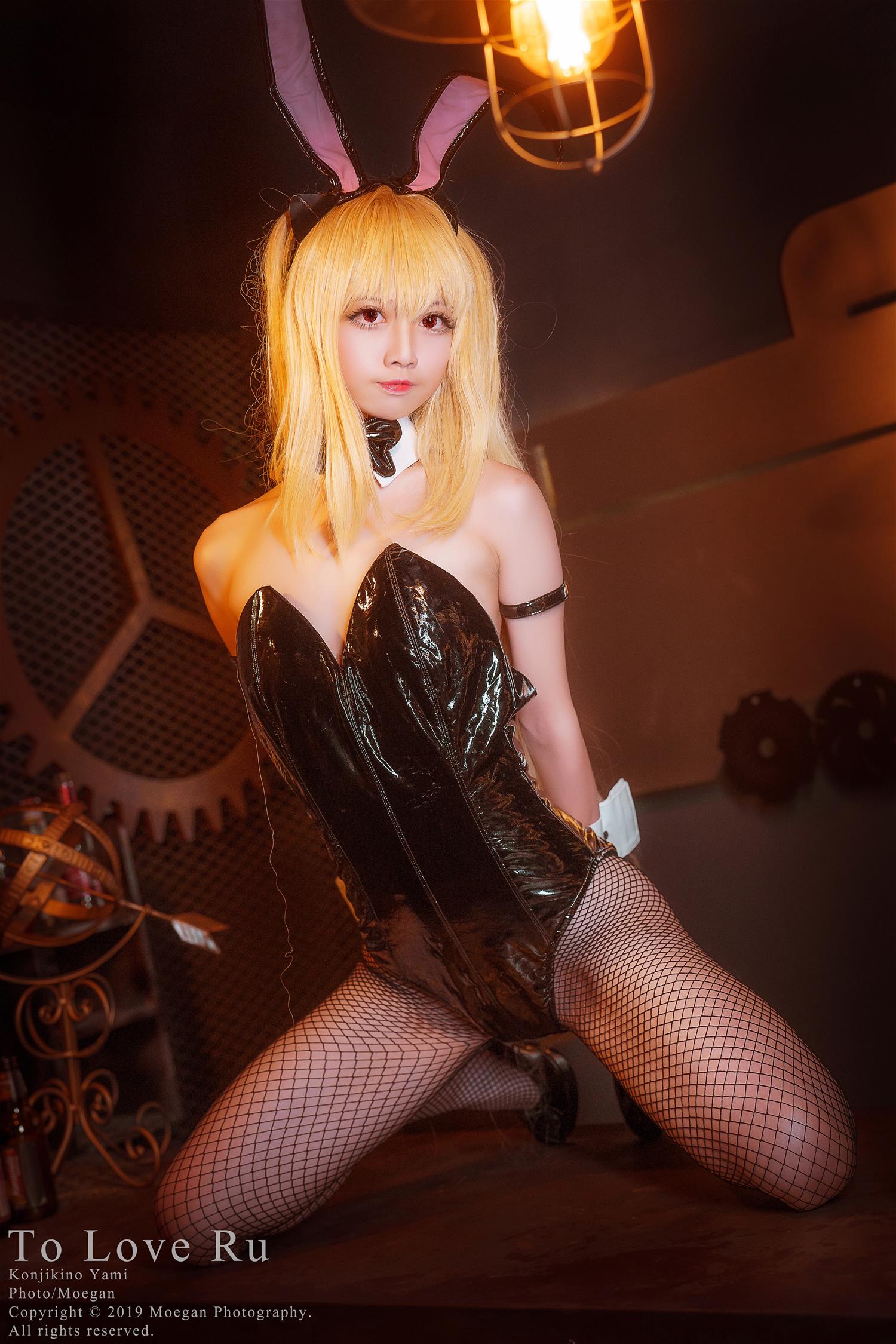 沖田凜花Okita Rinka 金色の闇 Bunny [11P-81MB]