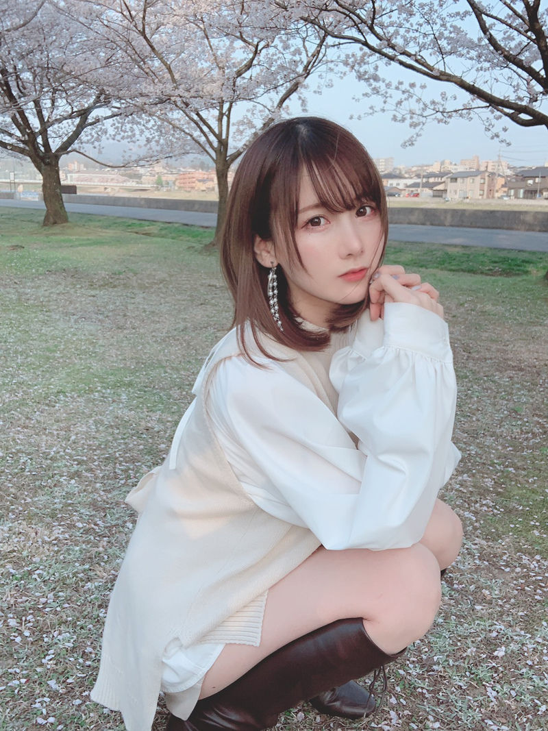 けん研 (けんけん)  fantia 2021.04 [134P2V-62MB]