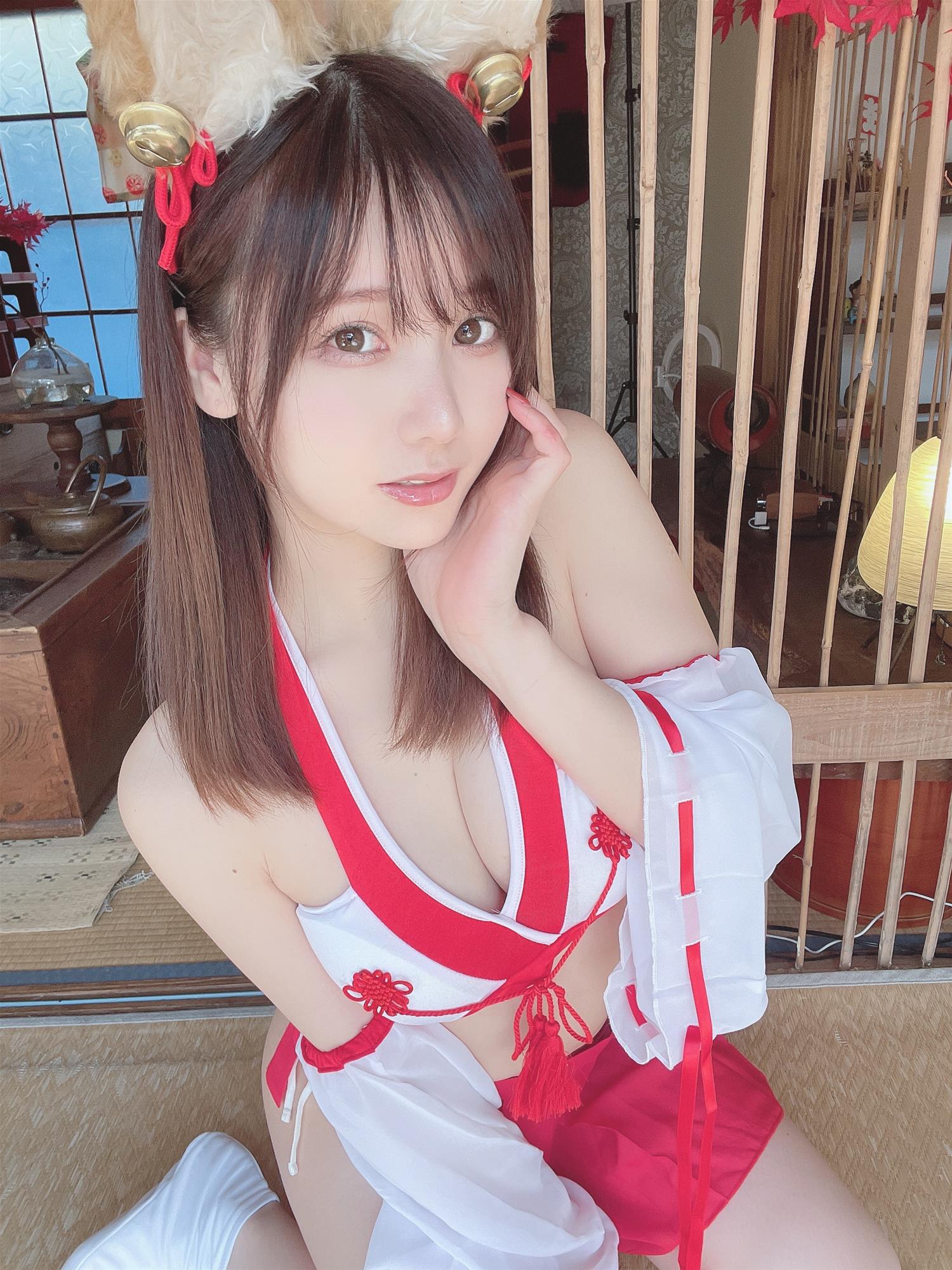 けん研 (けんけん)  fantia 2021.11 [124P2V-380MB]