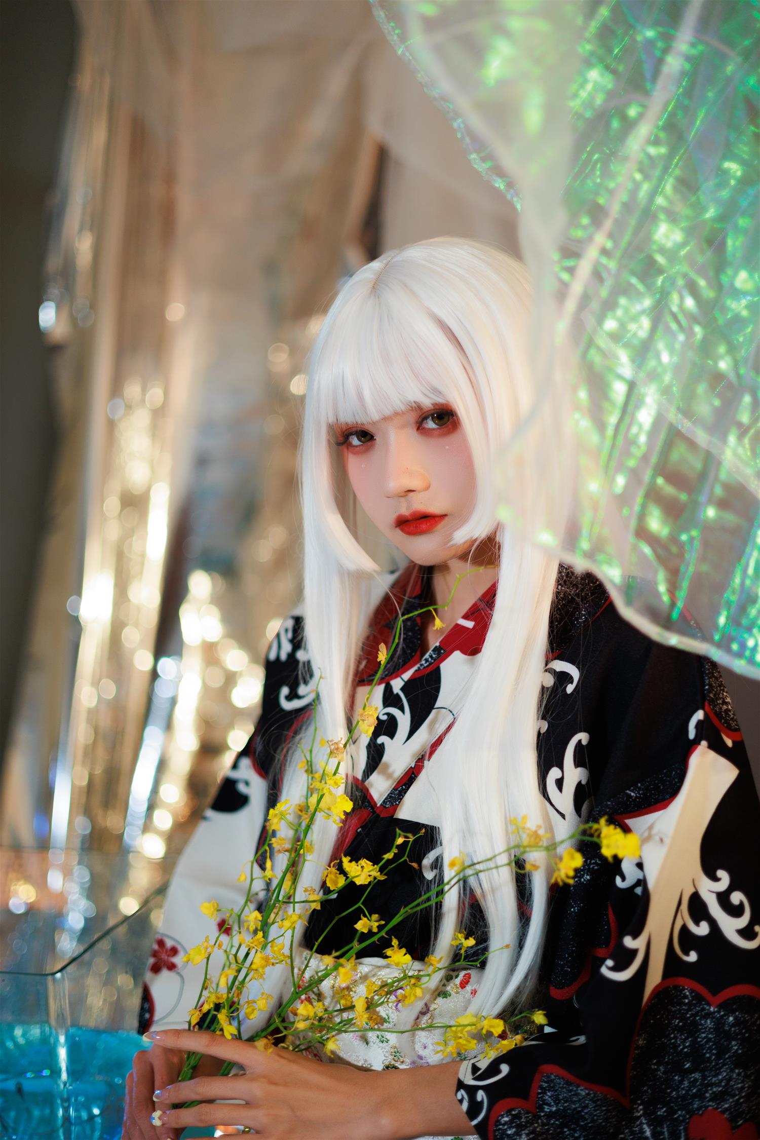 兔子zzz 白发姬 [42P-518MB]