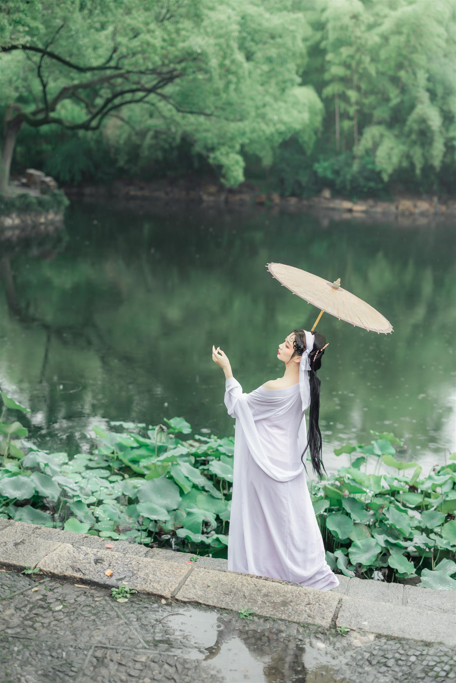 兔子zzz 白蛇传奇 [24P-133MB]