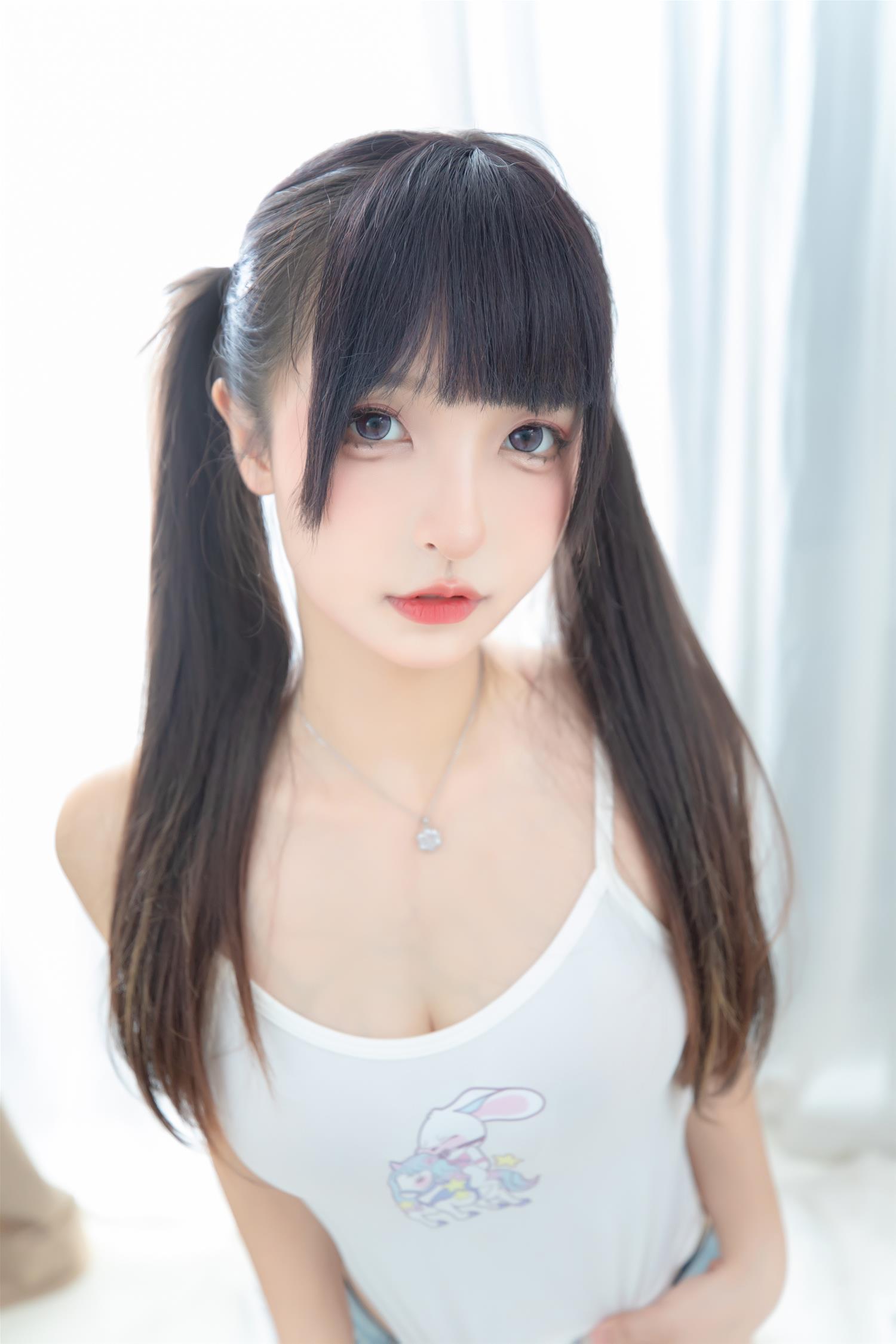 神楽坂真冬 VOL.106 牛仔兔兔 [75P-152MB]