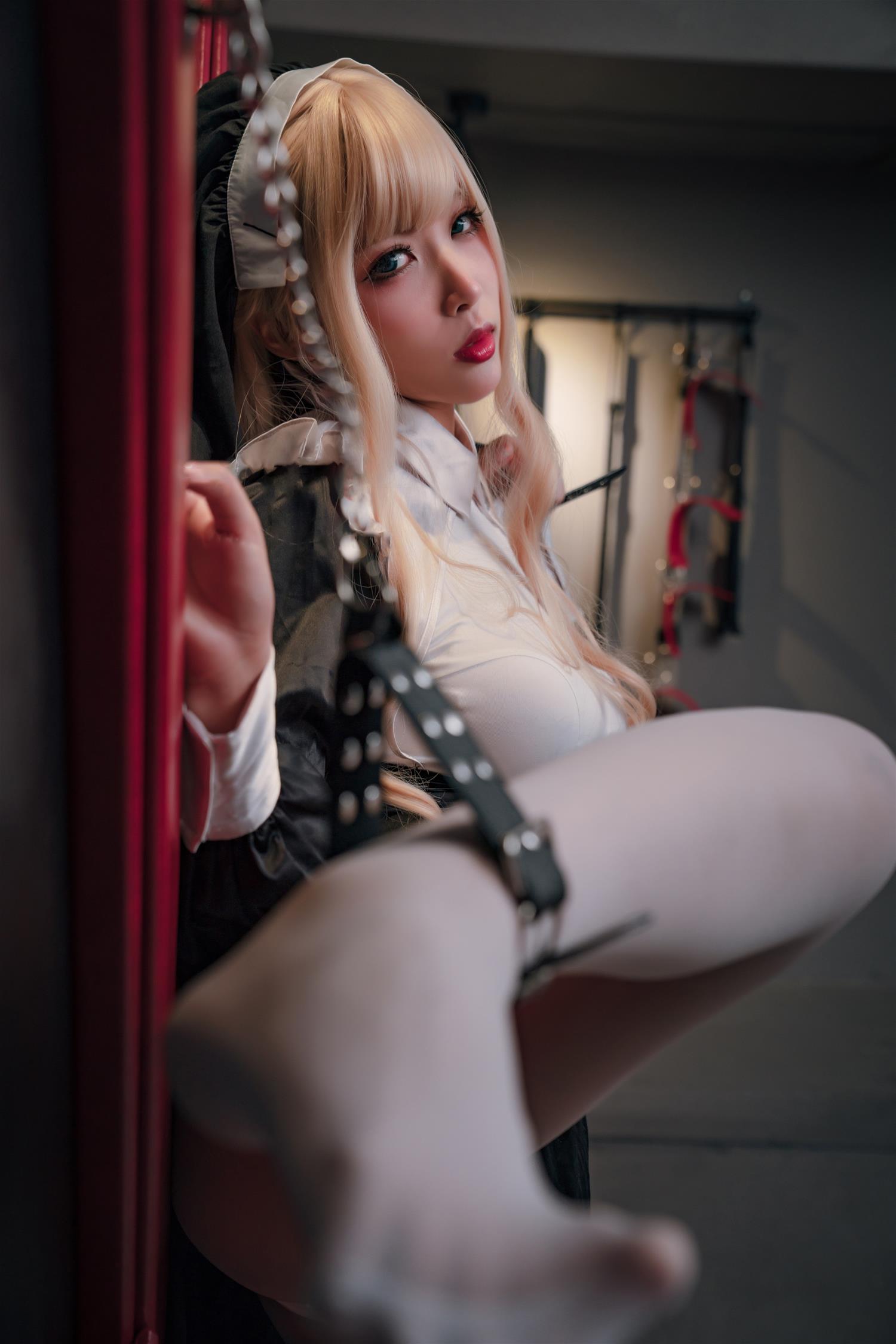 轩萧学姐 修女 [49P2V-220MB]