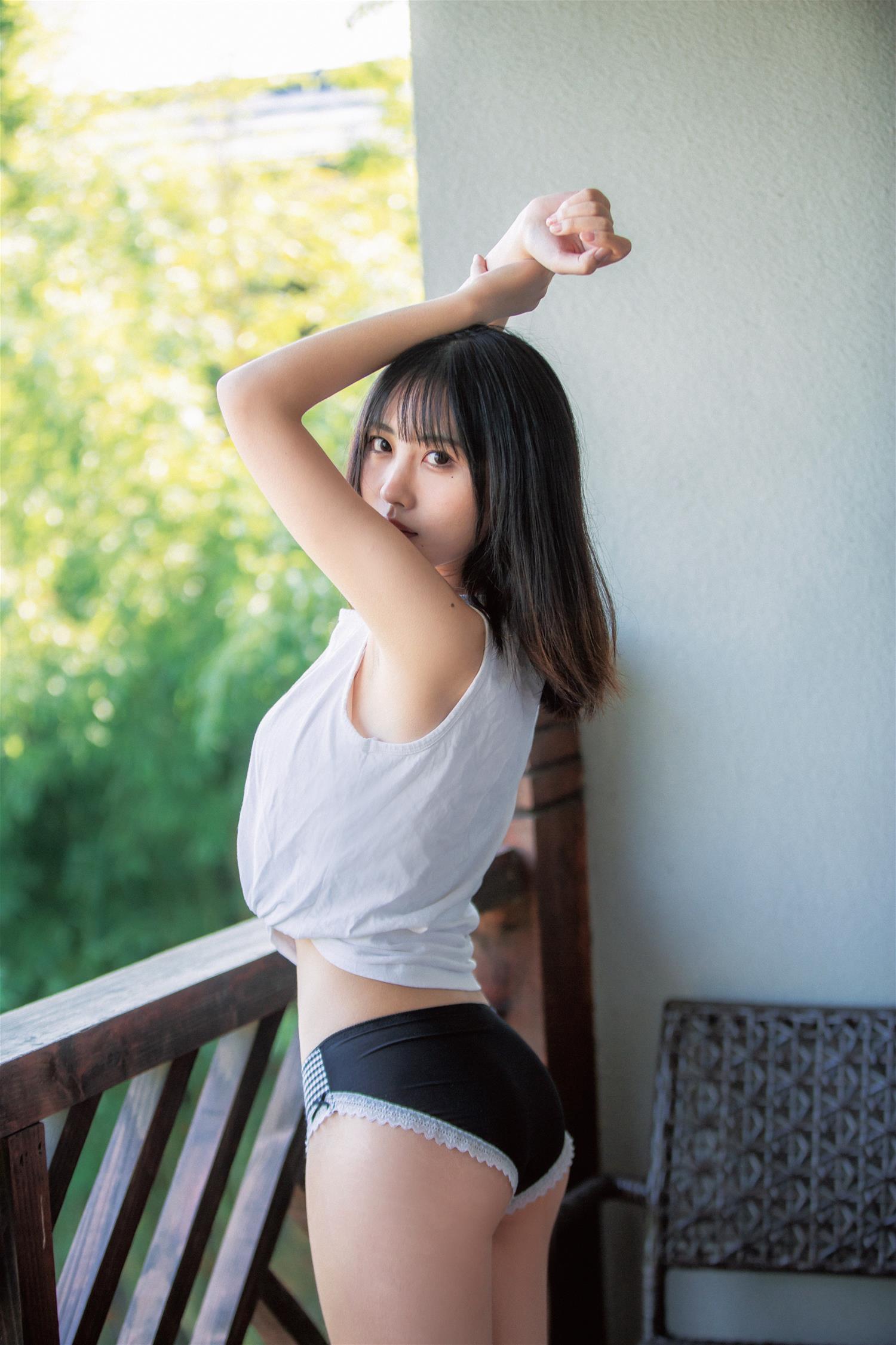 念雪ww 夏日微风 [50P-569MB]