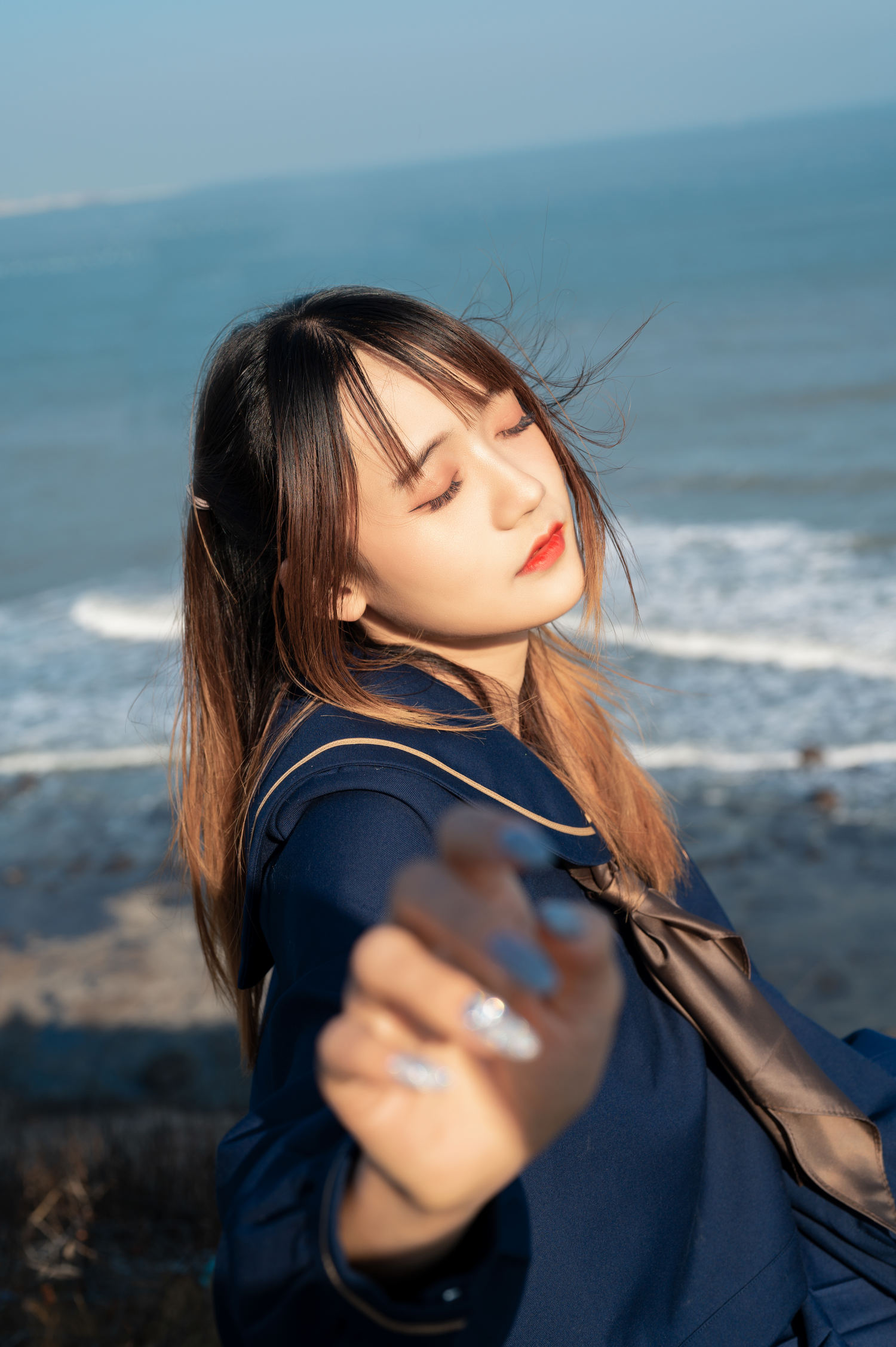 兔子zzz 奔向海角 [24P-236MB]