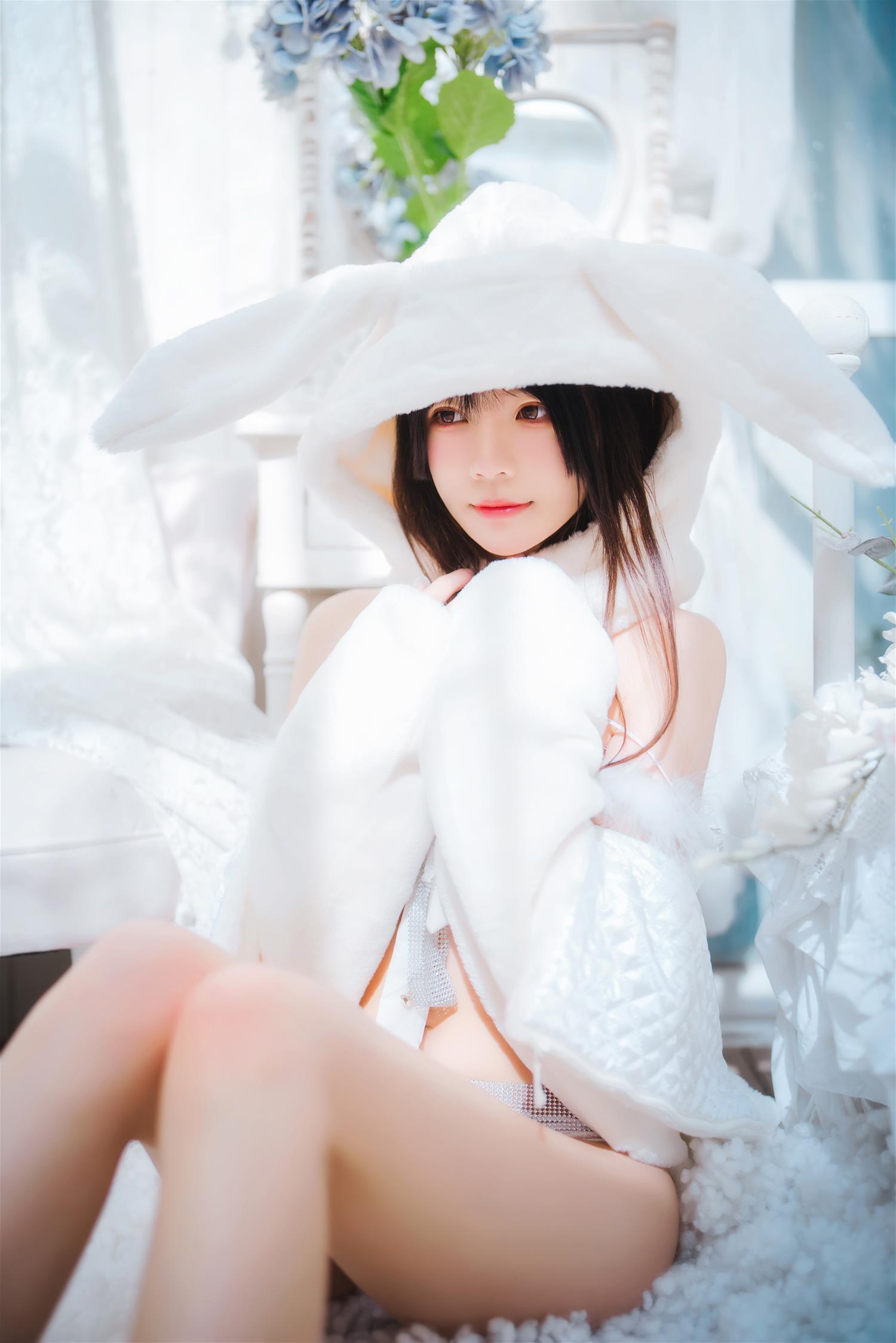 桜桃喵 小白兔02 [49P-721MB]