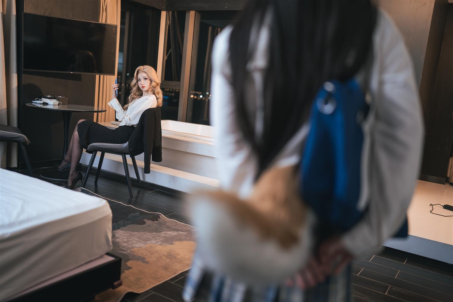 Coser面饼仙儿 &rioko凉凉子 女上司双人版 [40P1V-595MB]