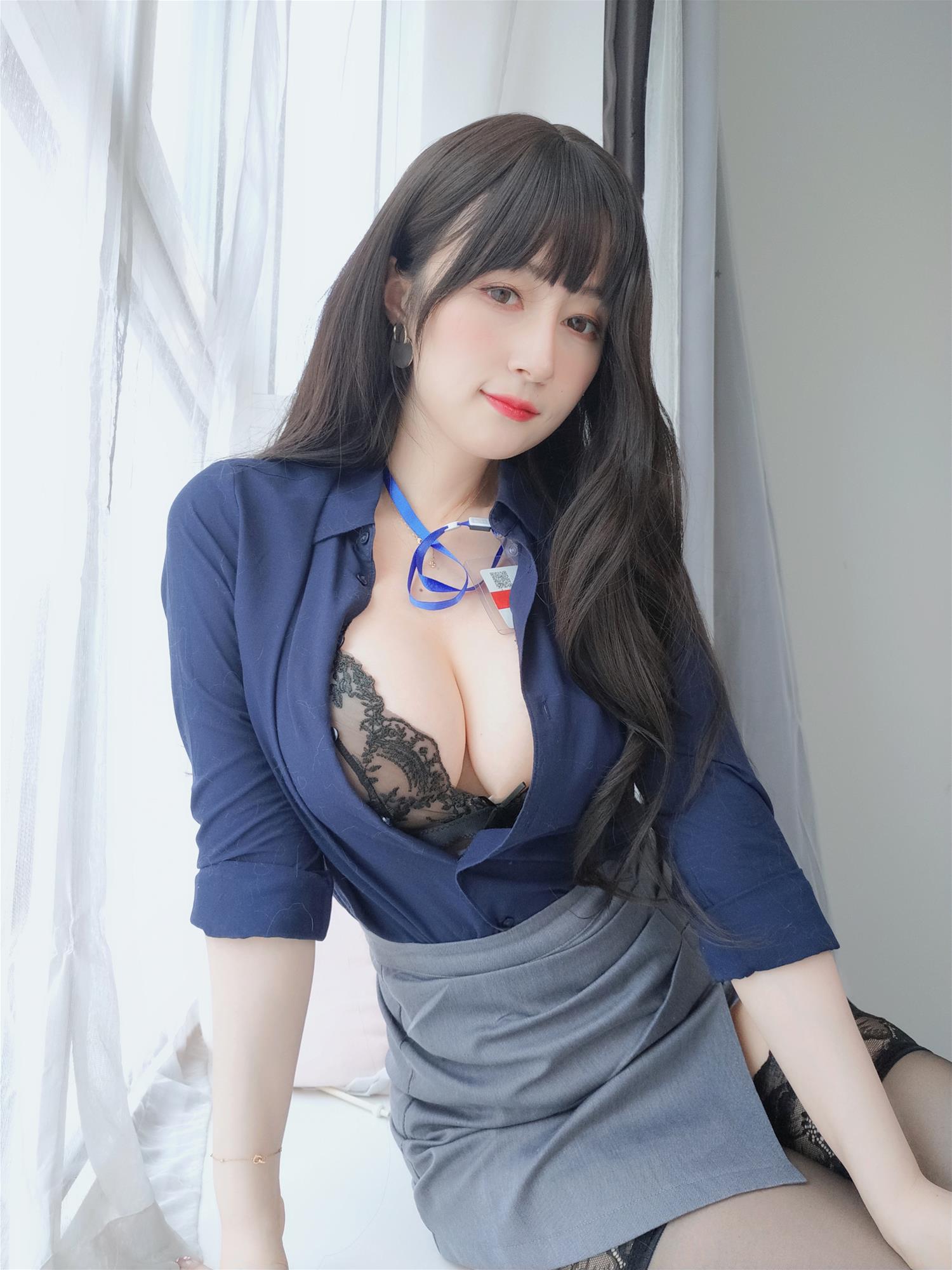 Coser小姐姐 白银81 NO.101 2022年12月fantia合集 [340P8V-1.51GB]