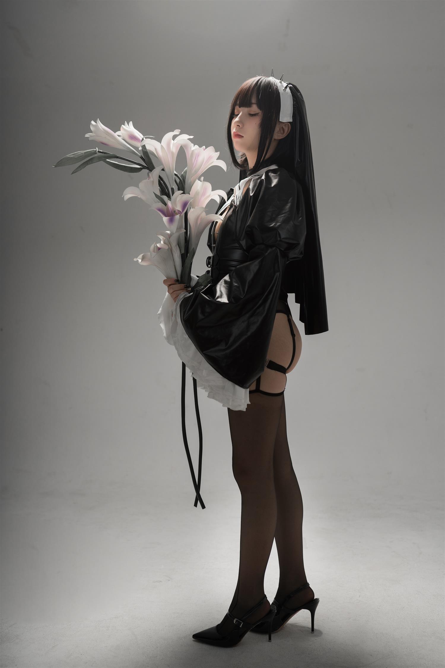 花铃 杀戮修女 [89P-703MB]