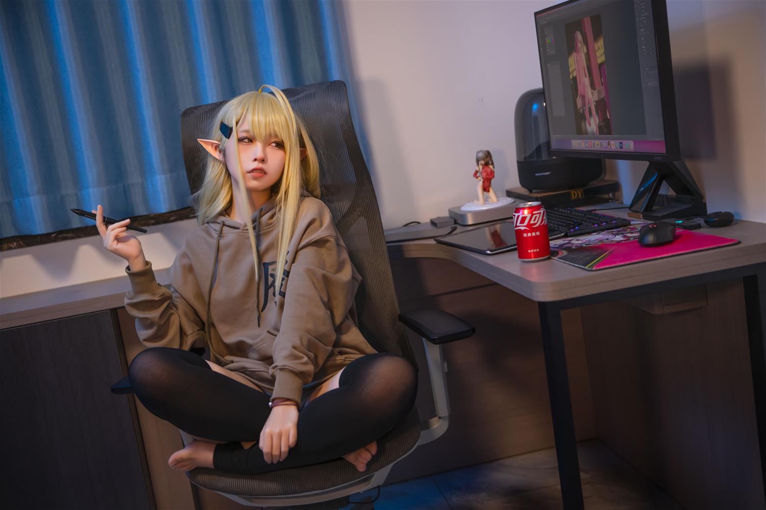 G44不会受伤 水兰儿宅T [23P-318MB]