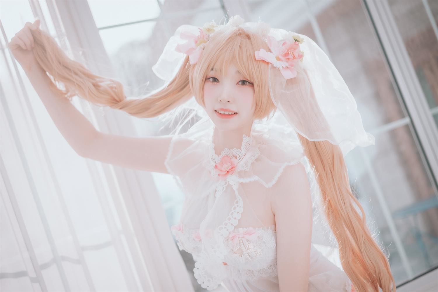 BamBi DJAWA God Mother Heket Destiny Child [201P-1.42GB]