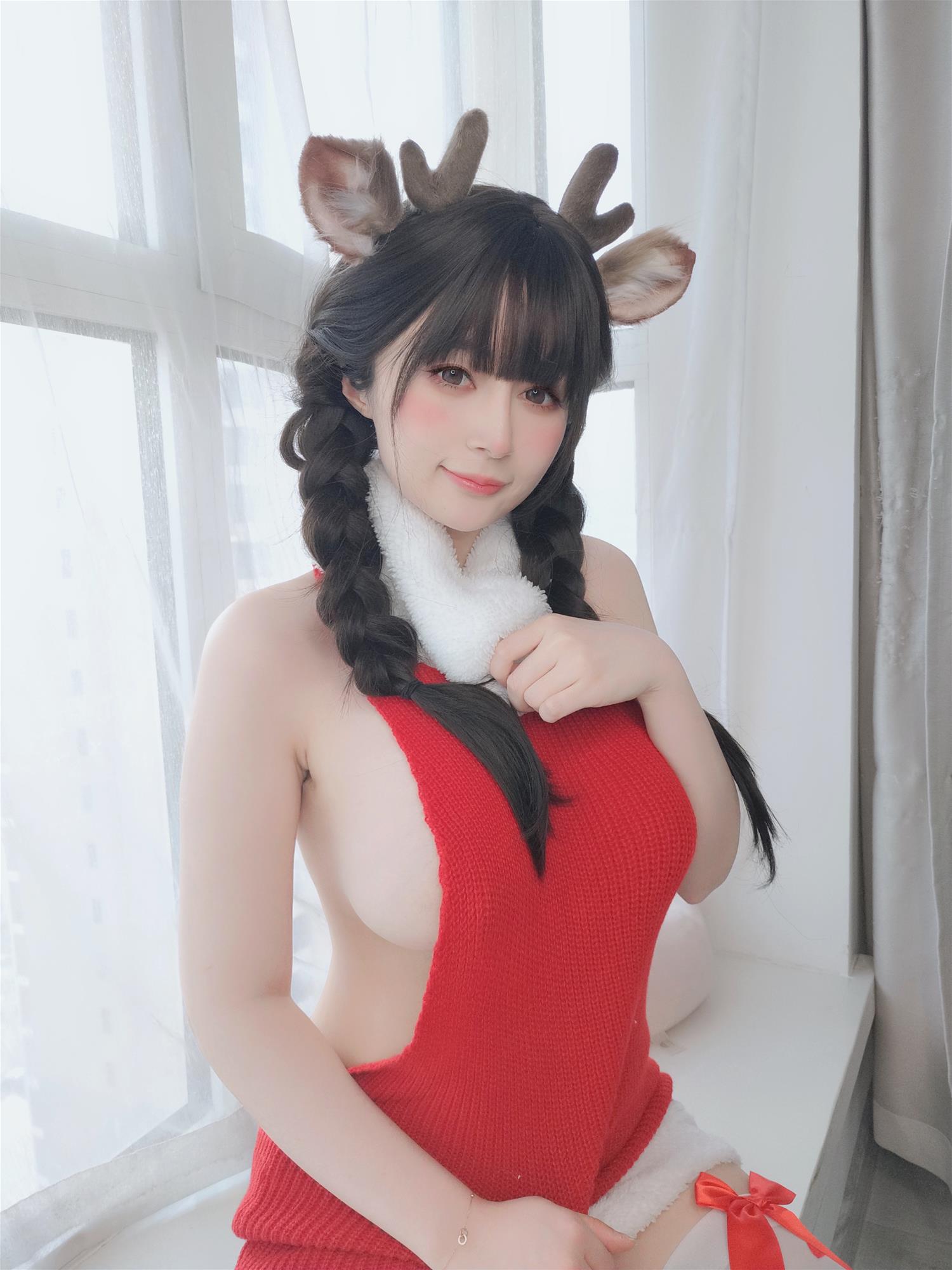 Coser小姐姐 白银81 NO.101 2022年12月fantia合集 [340P8V-1.51GB]