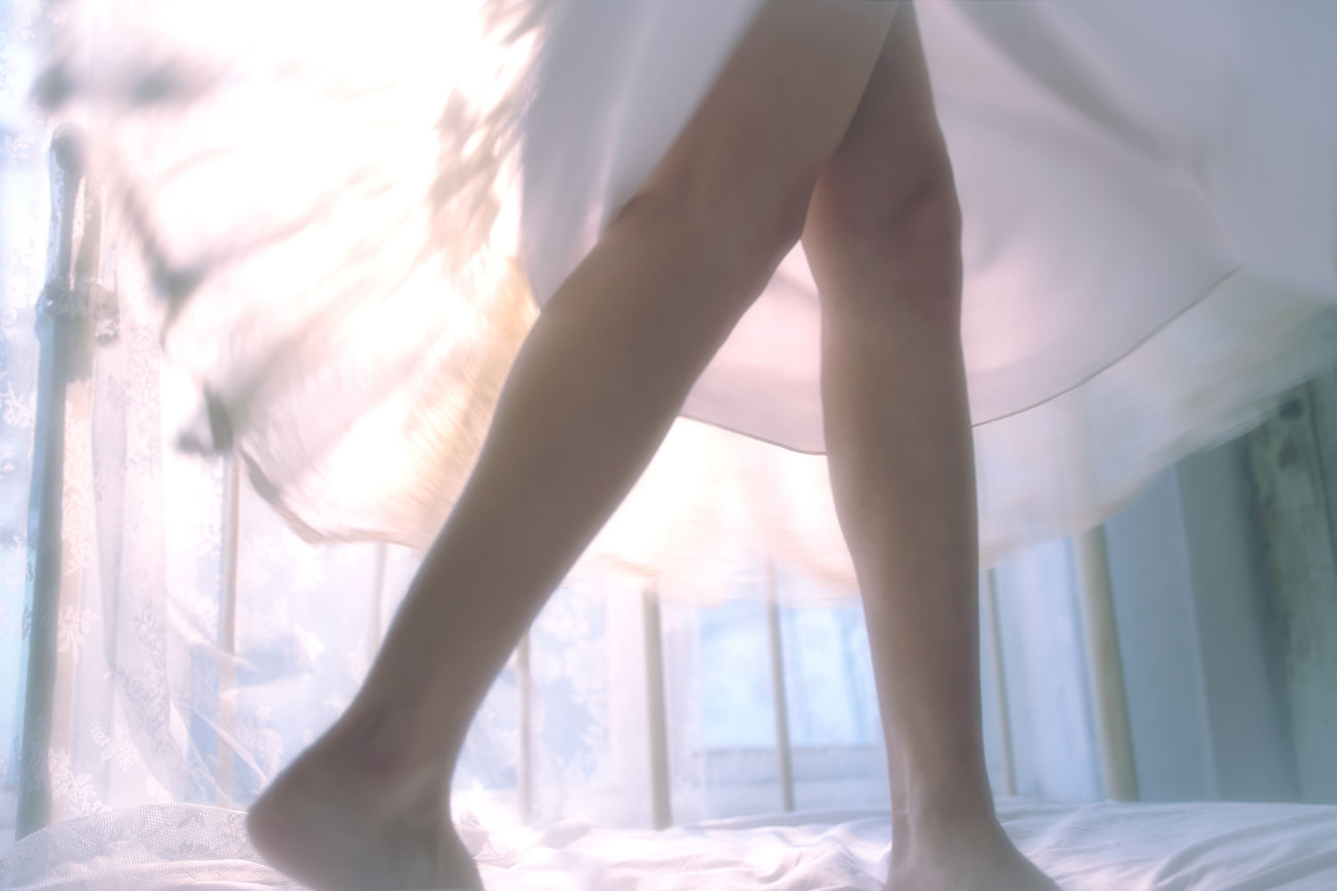 兔子zzz 蓝风铃 [27P-241MB]