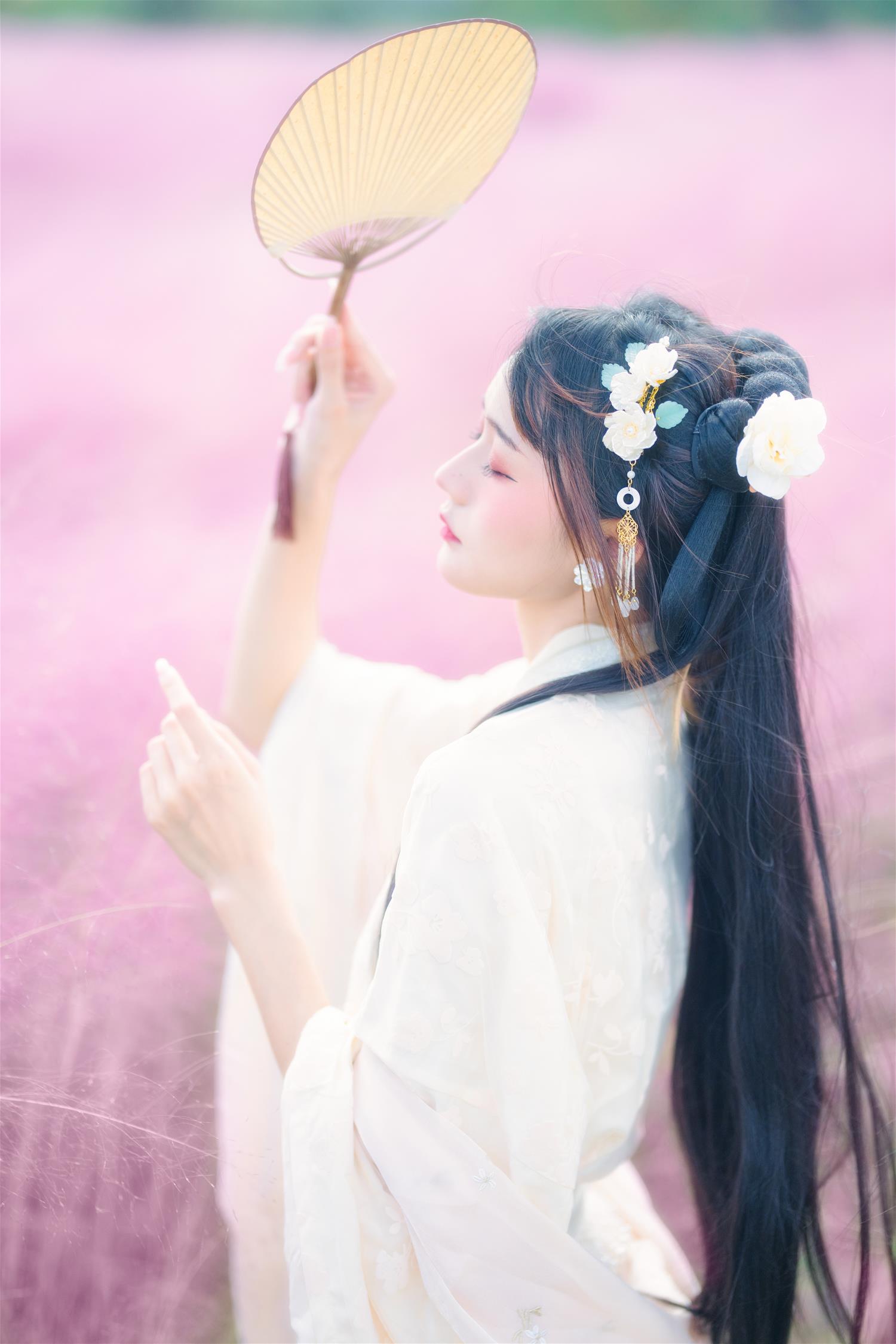 兔子zzz 粉草回忆 [21P-150MB]