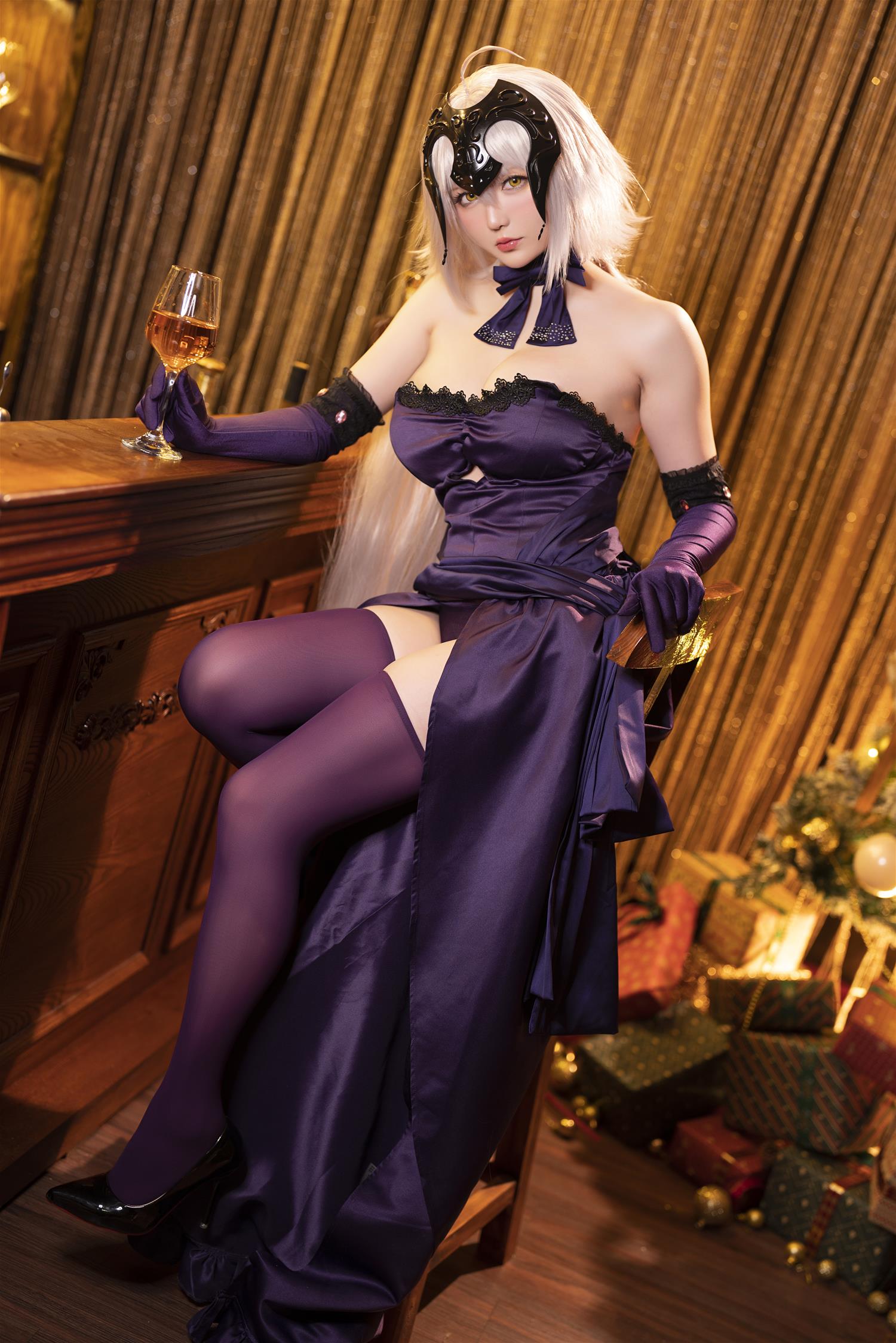 星之迟迟 圣诞赠品 黑贞 [41P-258MB]