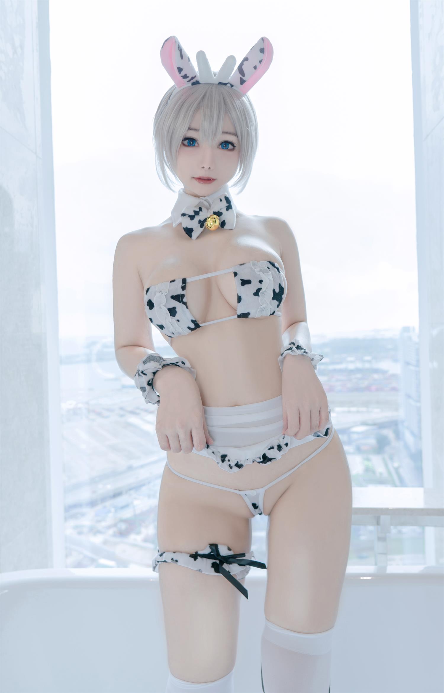 Kitkat Cosplay 9 Uzaki Cow Maid [20P-243MB]