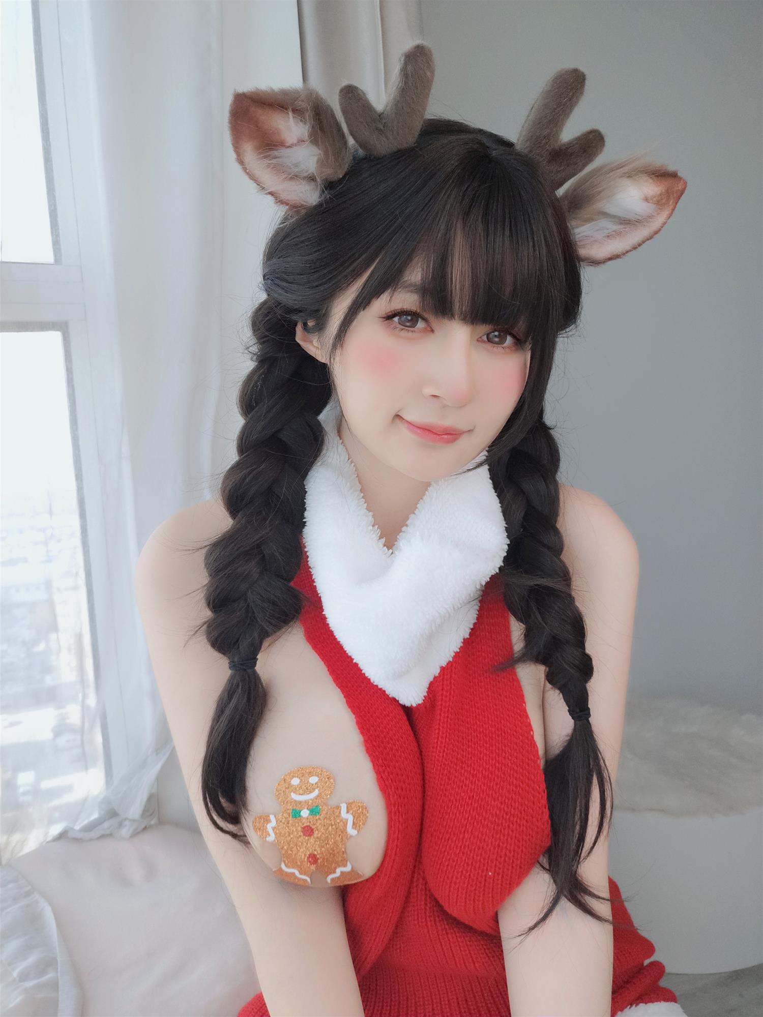 Coser小姐姐 白银81 NO.101 2022年12月fantia合集 [340P8V-1.51GB]