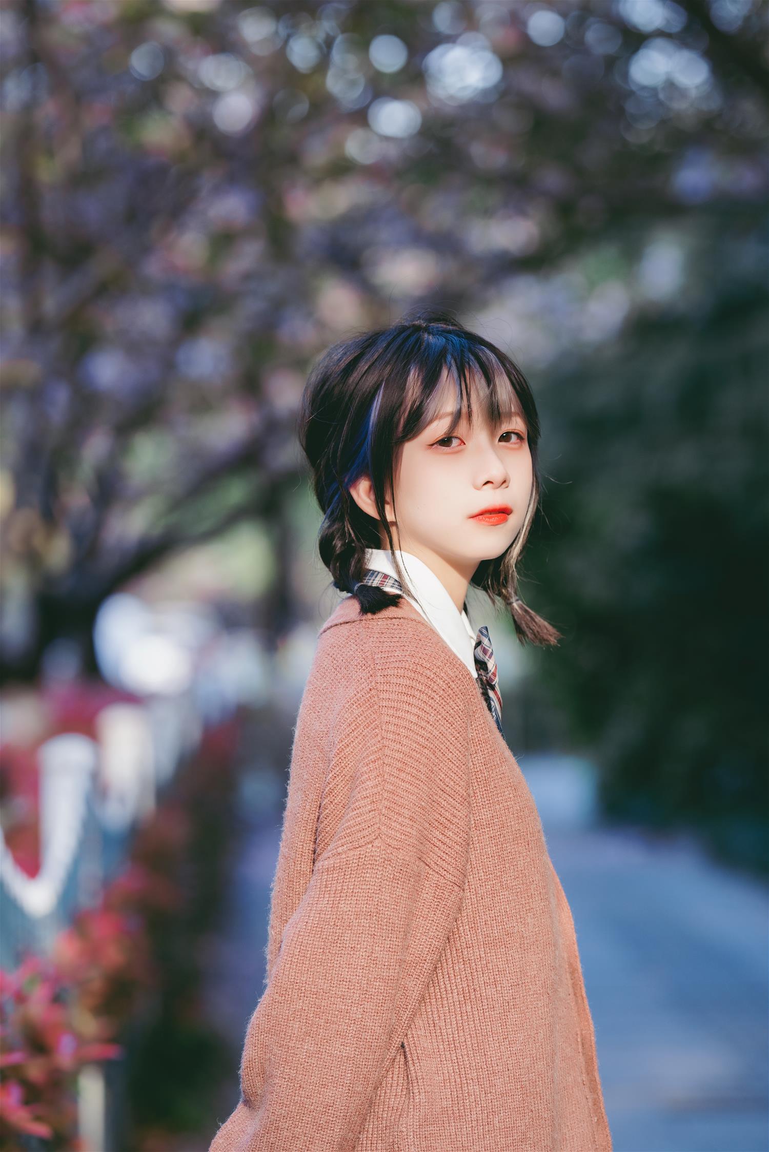 清青琴玖 想和你一起在四月吹春风 [25P-528MB]