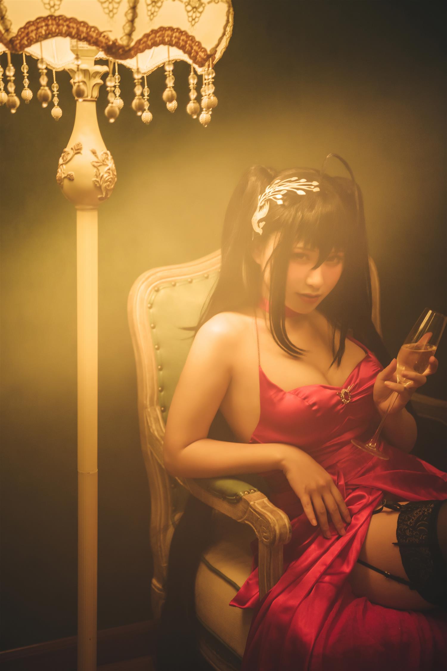 柘烟_Zuken 大凤礼服 [20P-361MB]