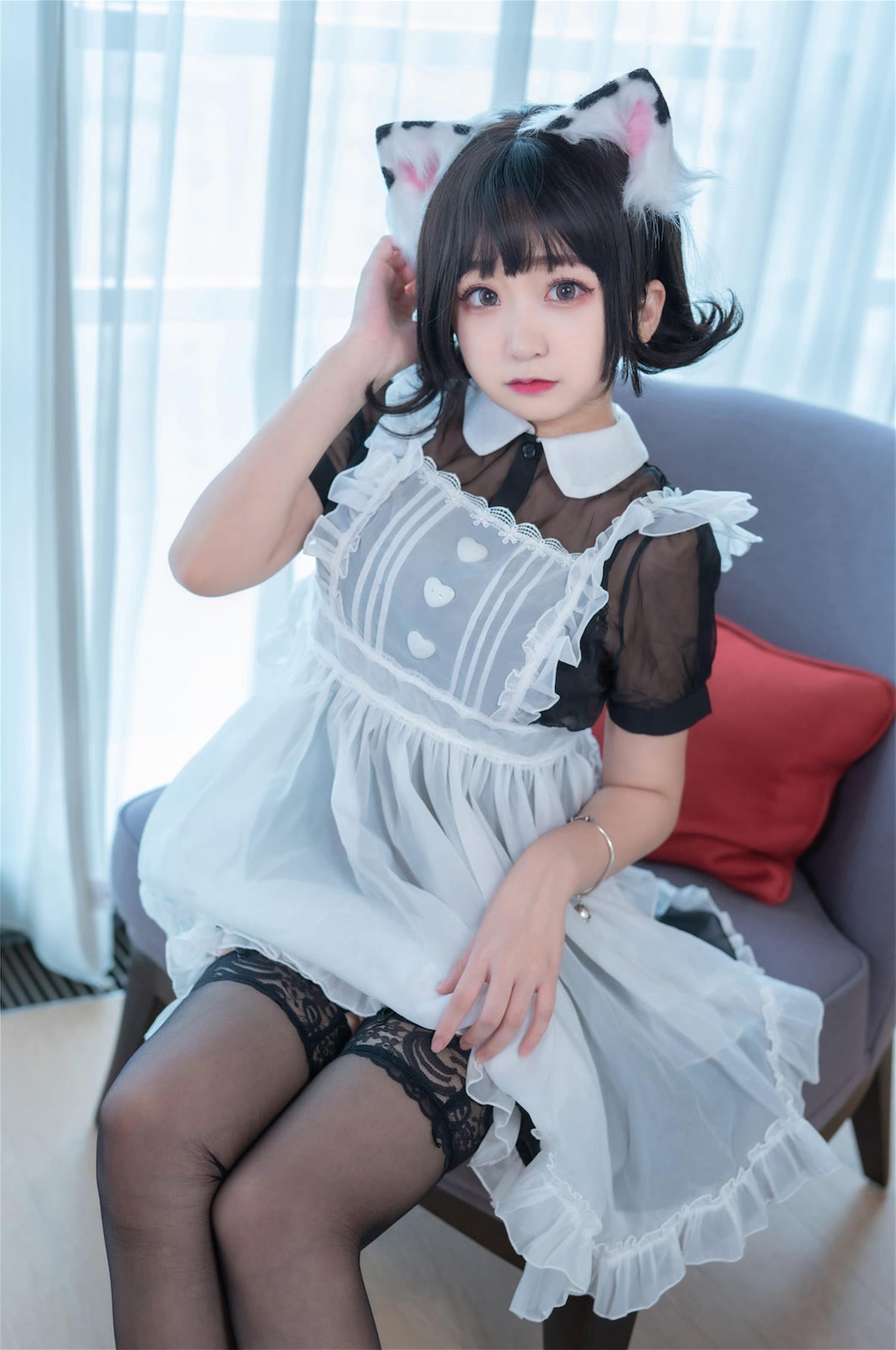 恩田直幸 奶牛猫女仆 [46P-368MB]