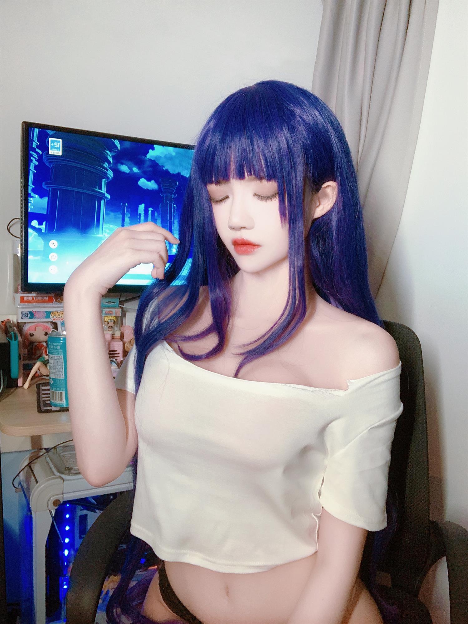 桜桃喵 雷电将军同人自拍 [11P-86MB]