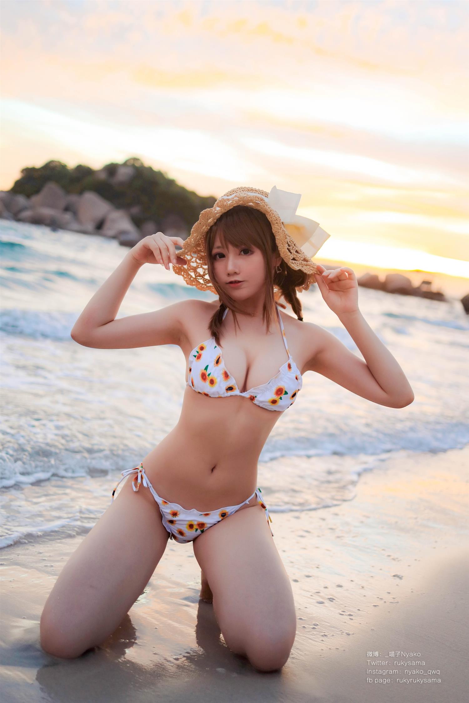 Nyako喵子 向日葵比基尼 [66P1V-149MB]