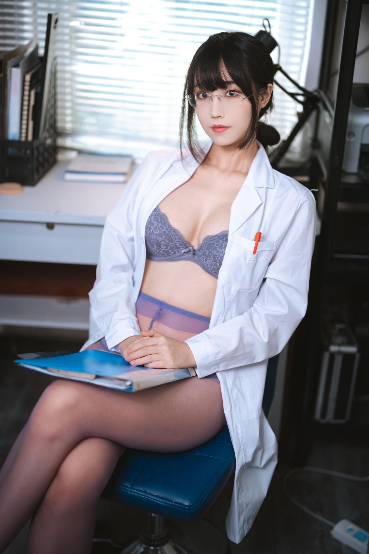 汪知子 医生姐姐 [34P-192MB]