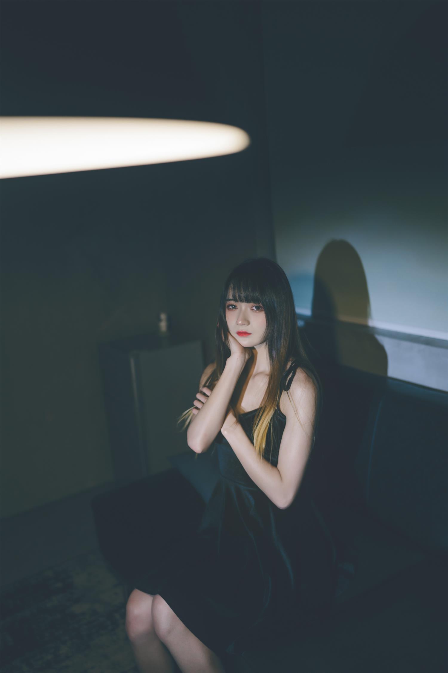 兔子zzz 煎熬 [22P-252MB]