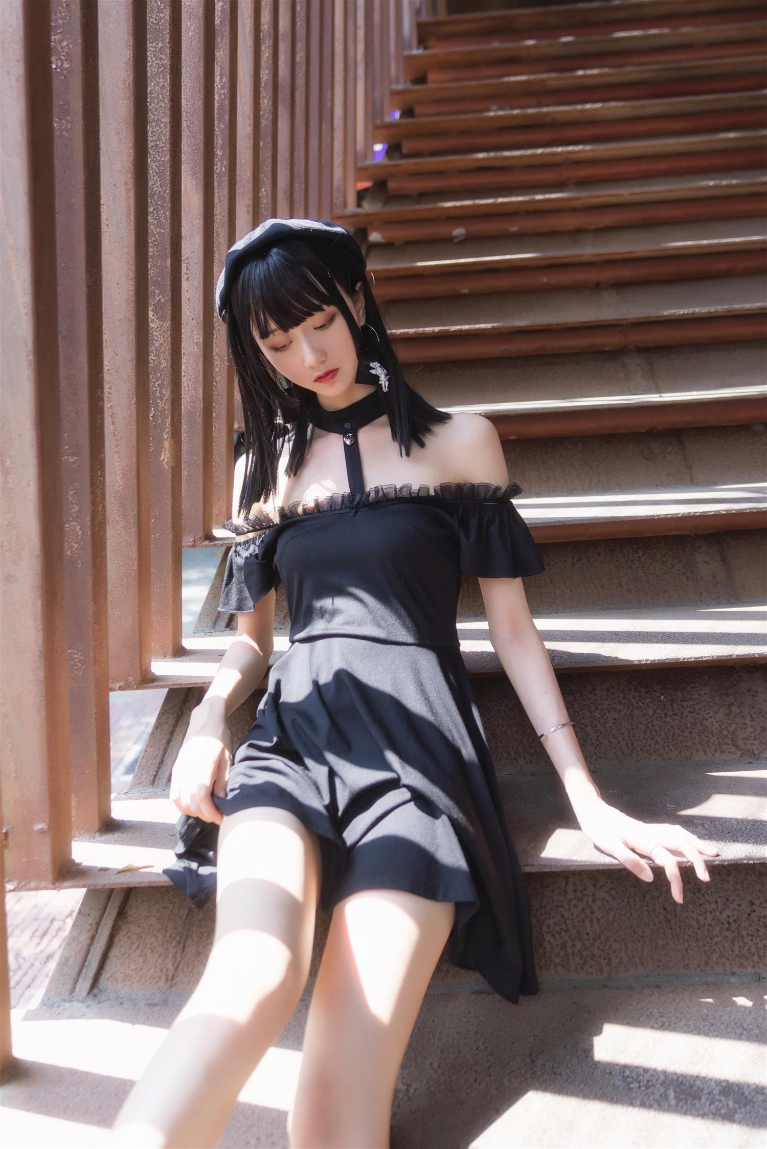 木绵绵OwO 黑色魅惑 [23P-441MB]