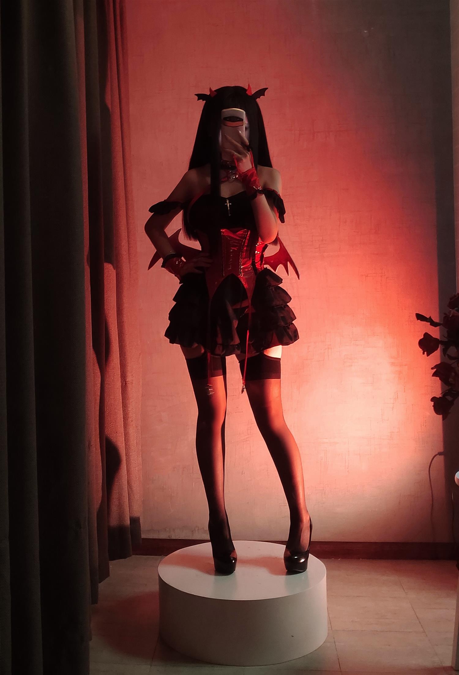 日奈娇 万圣节 小恶魔 [32P-71MB]