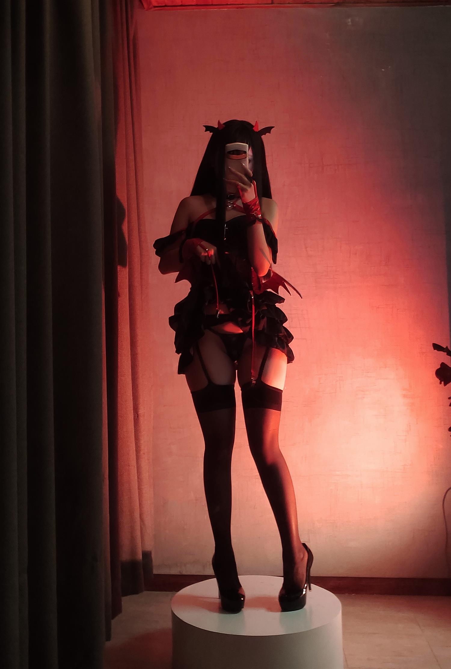 日奈娇 万圣节 小恶魔 [32P-71MB]