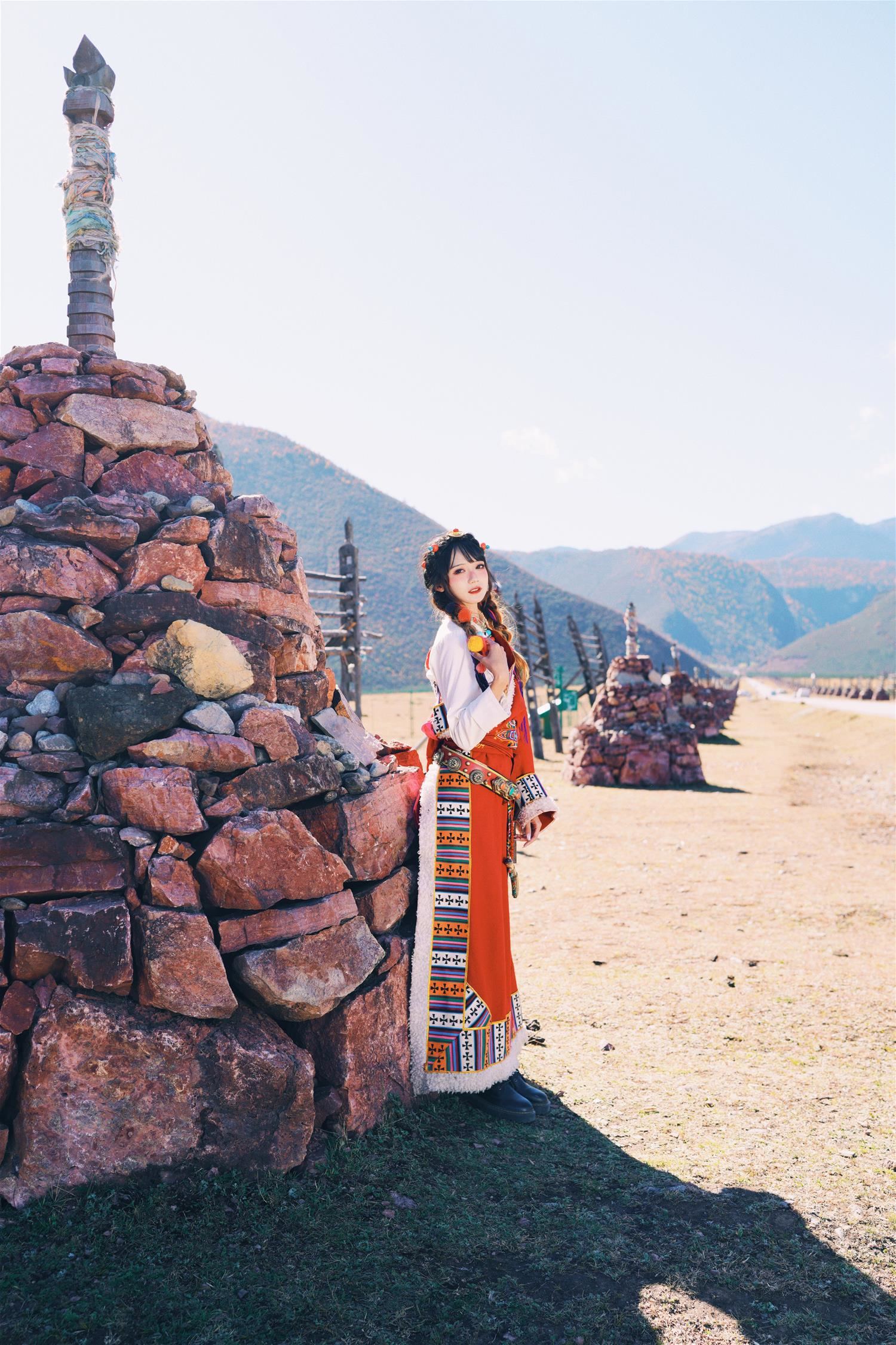 兔子zzz 草原小卓玛 [24P-124MB]