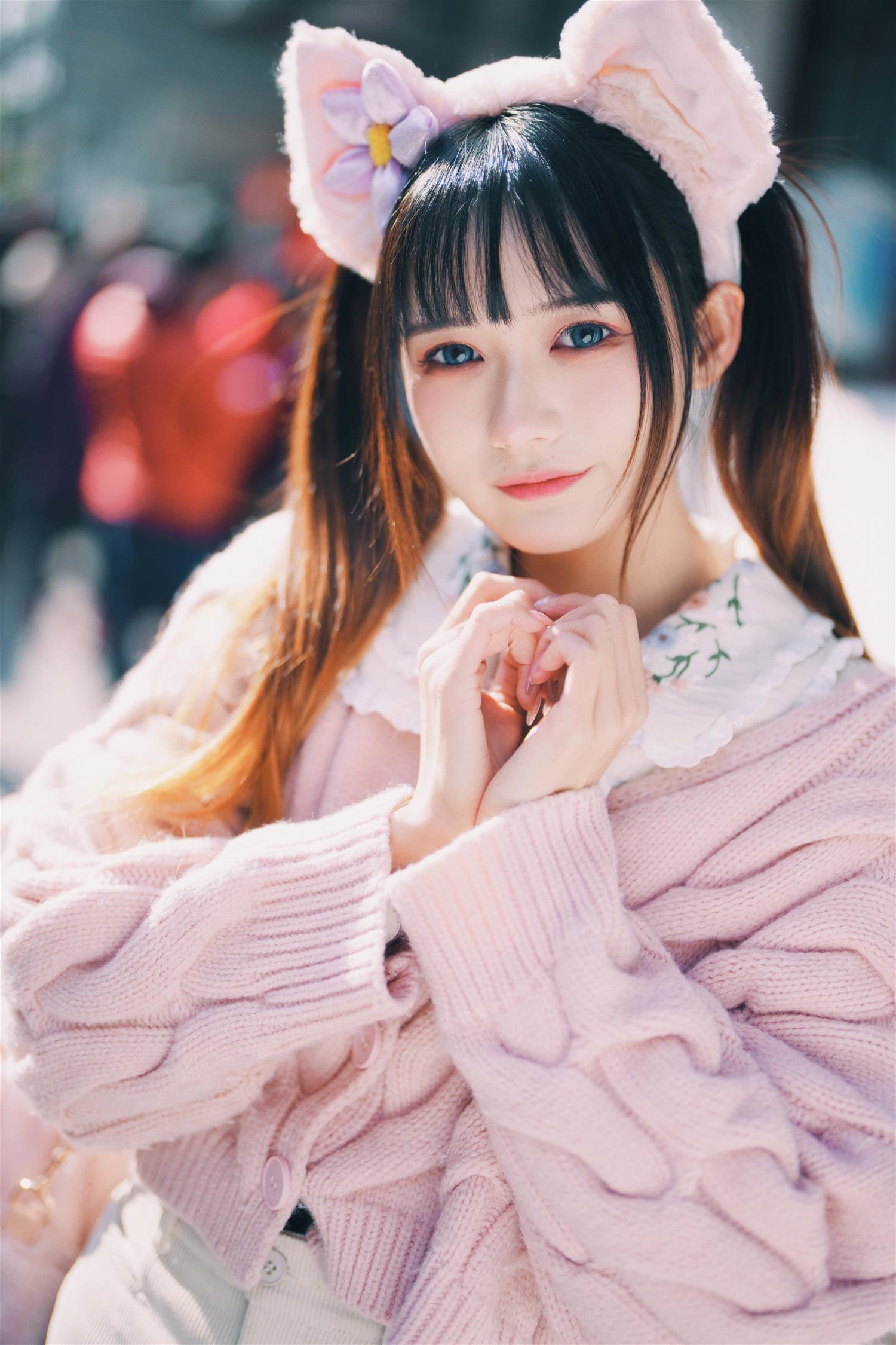 兔子zzz 草原小卓玛玲娜贝儿来逛街 [23P-100MB]