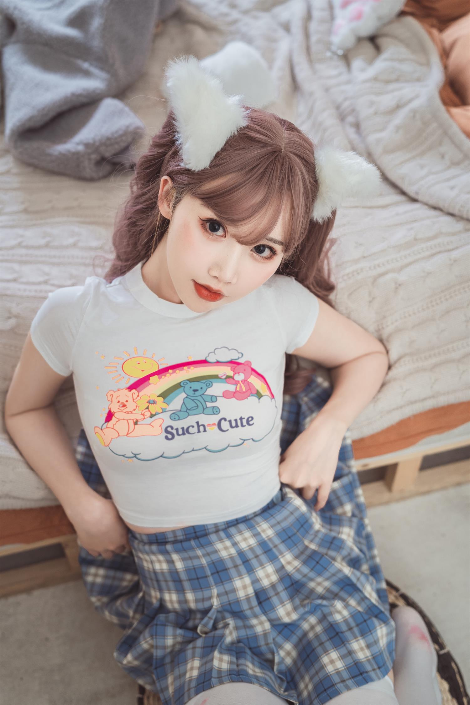 Coser面饼仙儿 猫猫T恤 [40P-573MB]