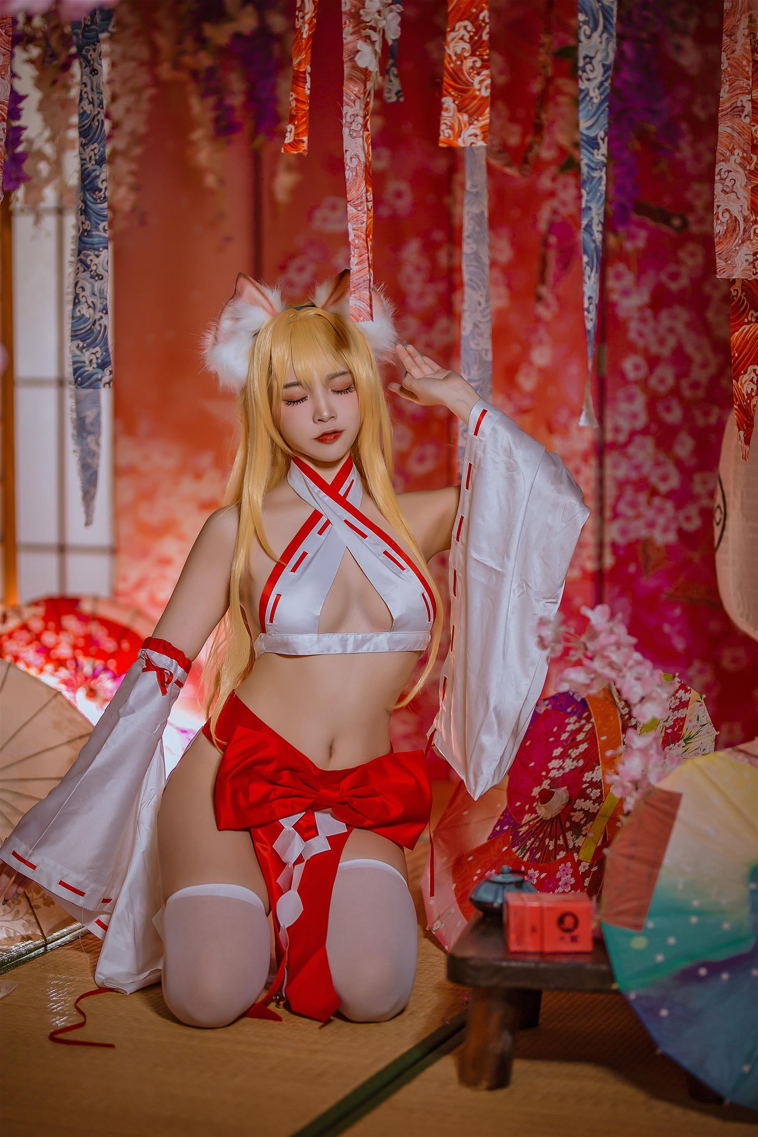 二佐 私房大象巫女 [15P-137MB]