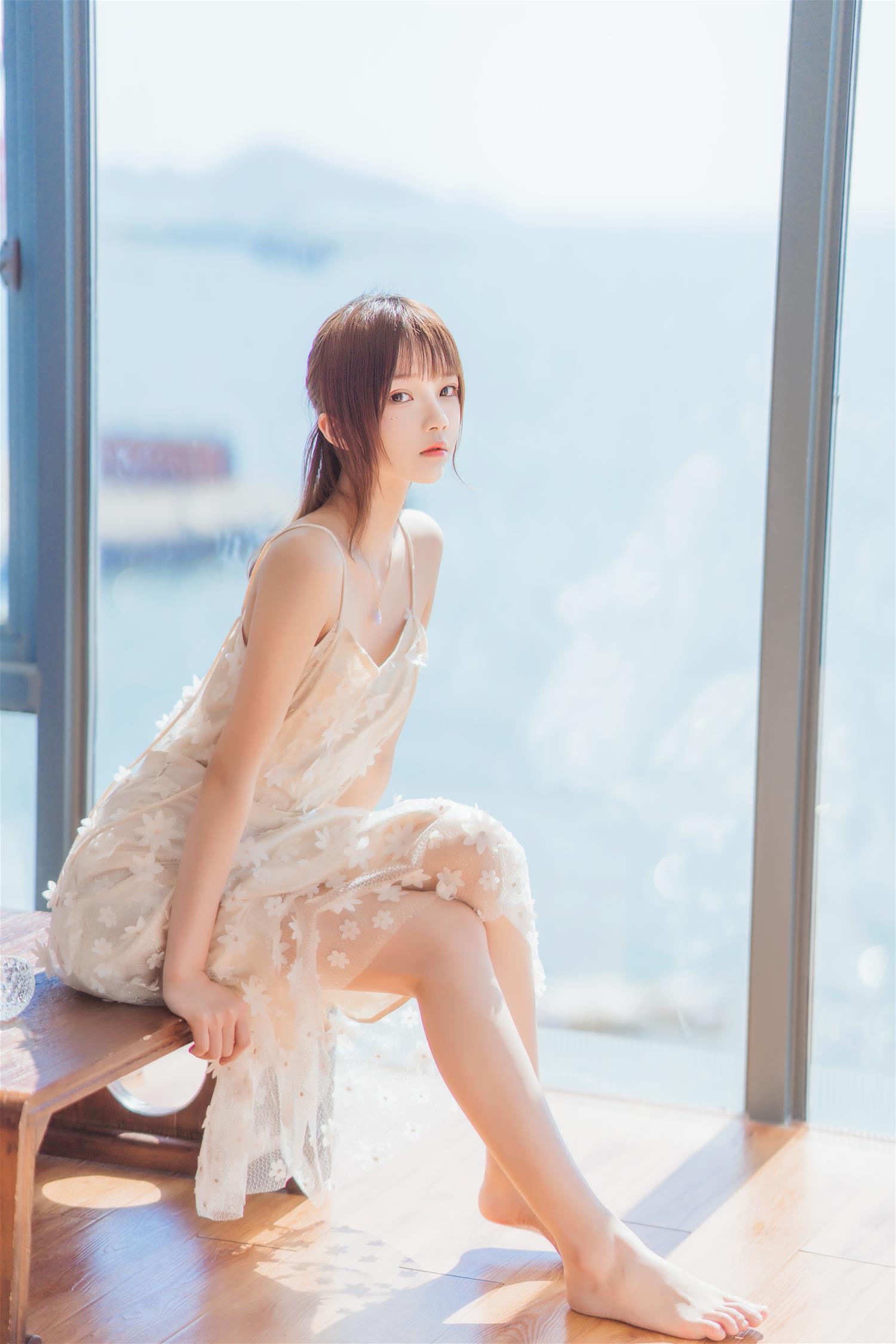 桜桃喵 粼光 [25P-190MB]