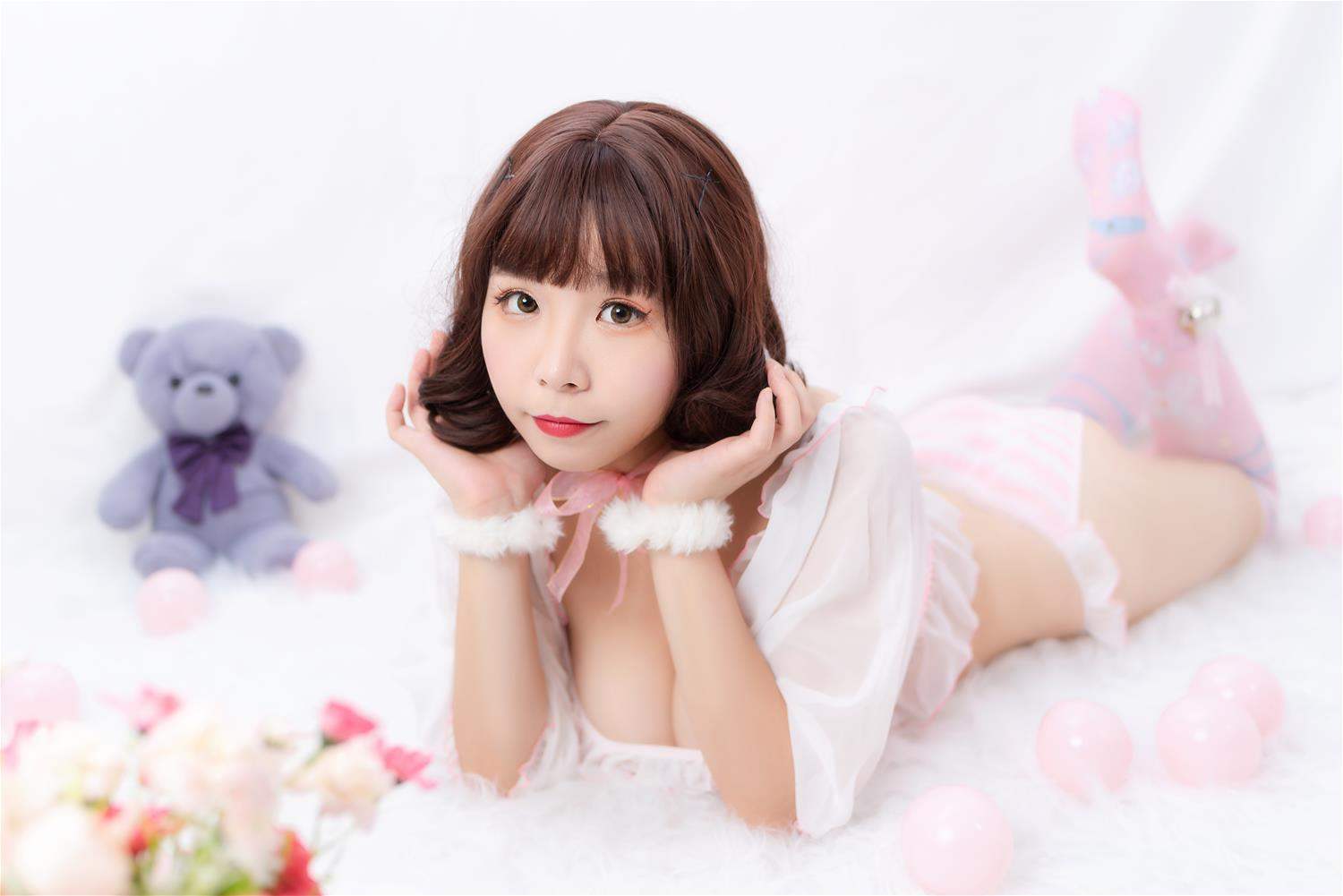 无颜小天使wy 开胸内衣私房 [17P-86MB]