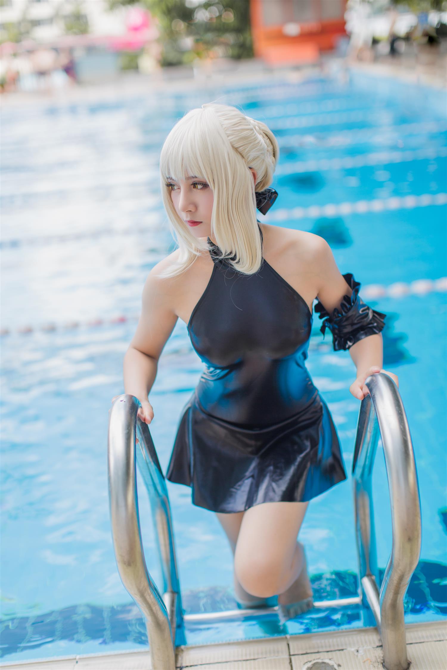 秋山AkI 水着黑SABER [30P-245MB]