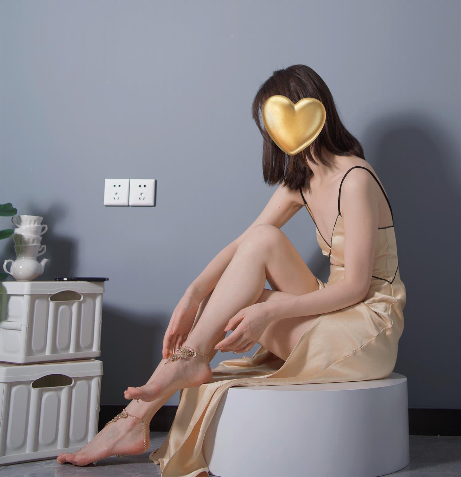 禅院熏 金色礼服 jio链 [32P-212MB]