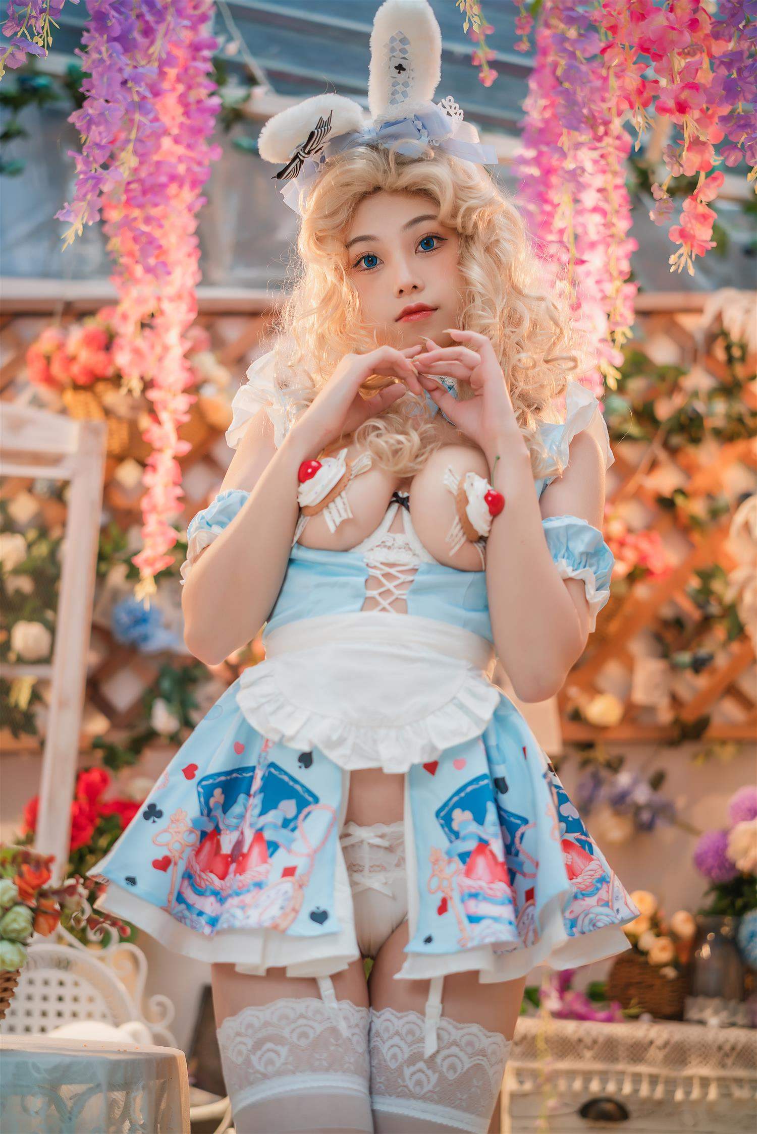 蜜汁猫裘 爱丽丝梦游仙境 兔子先生 [50P2V-1.87GB]