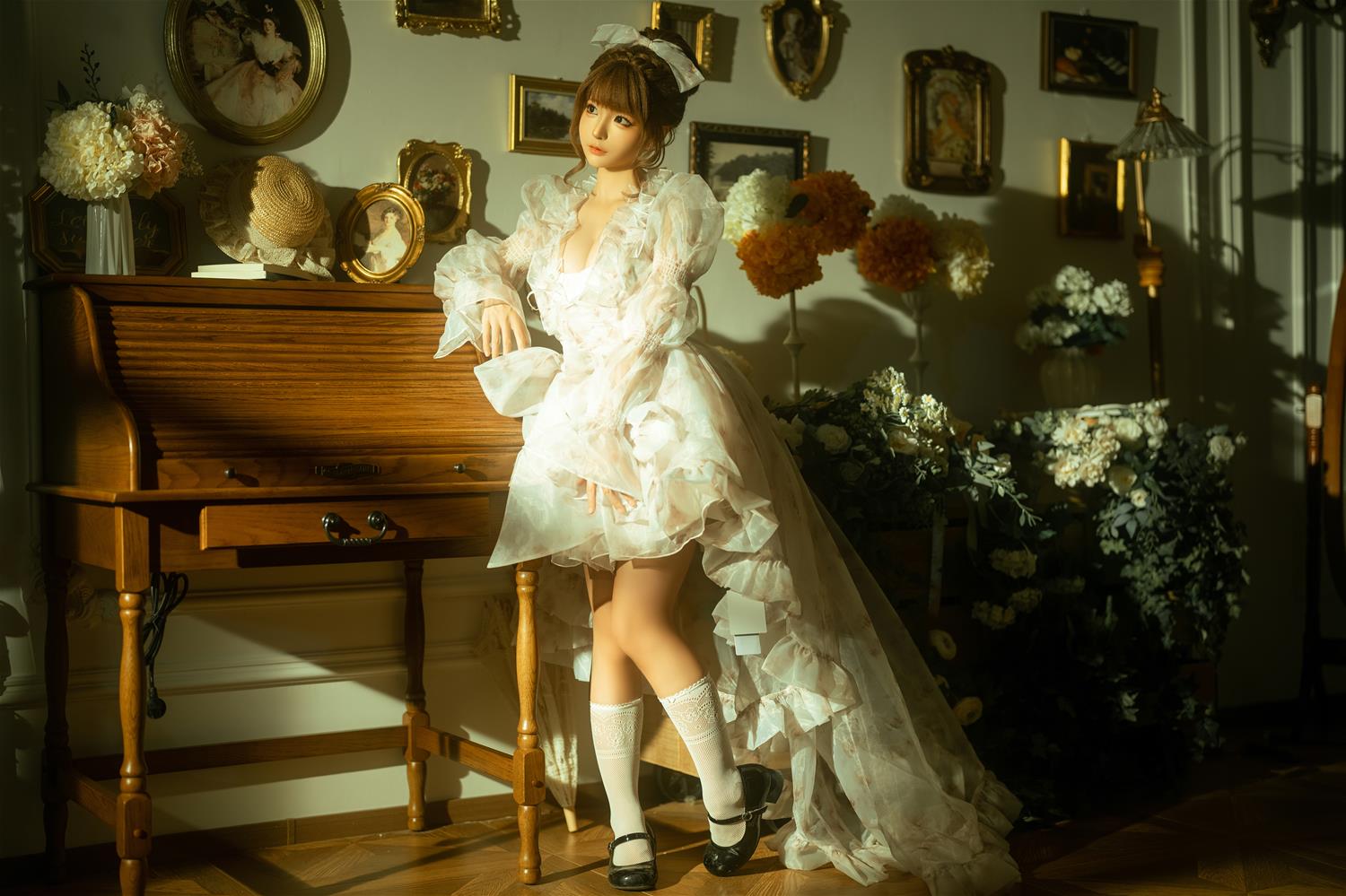 蠢沫沫 欧式女仆 [12P-106MB]