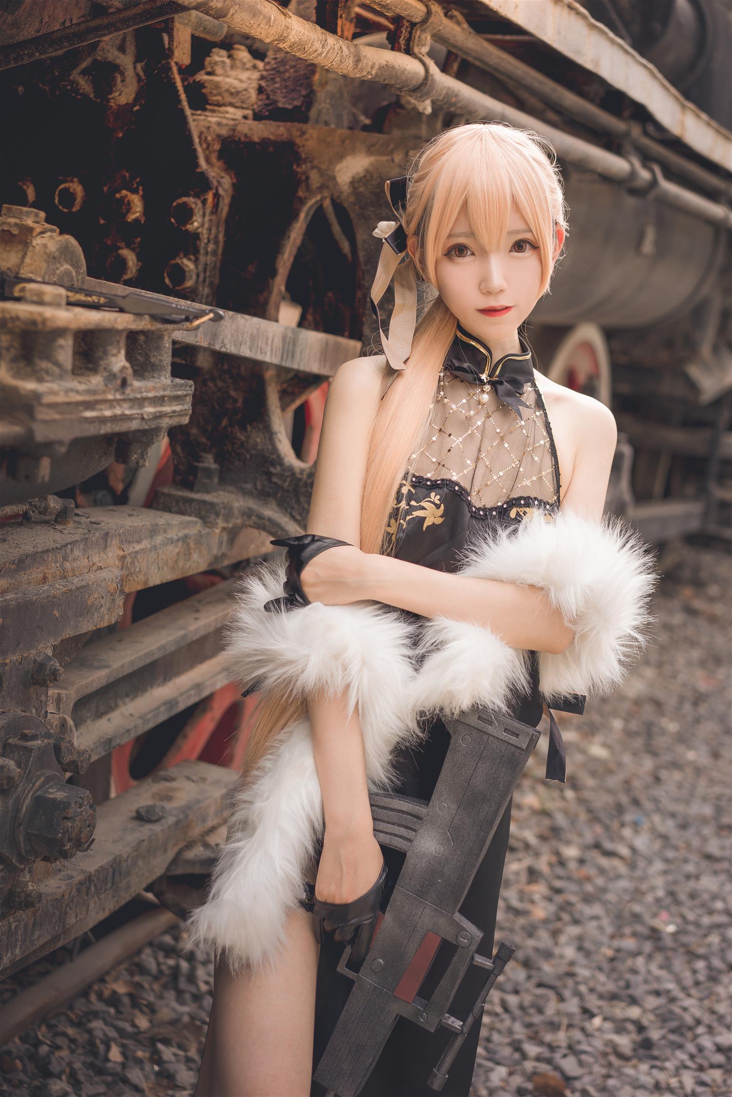 然理理 闪电 紫雨心 [30P-676MB]