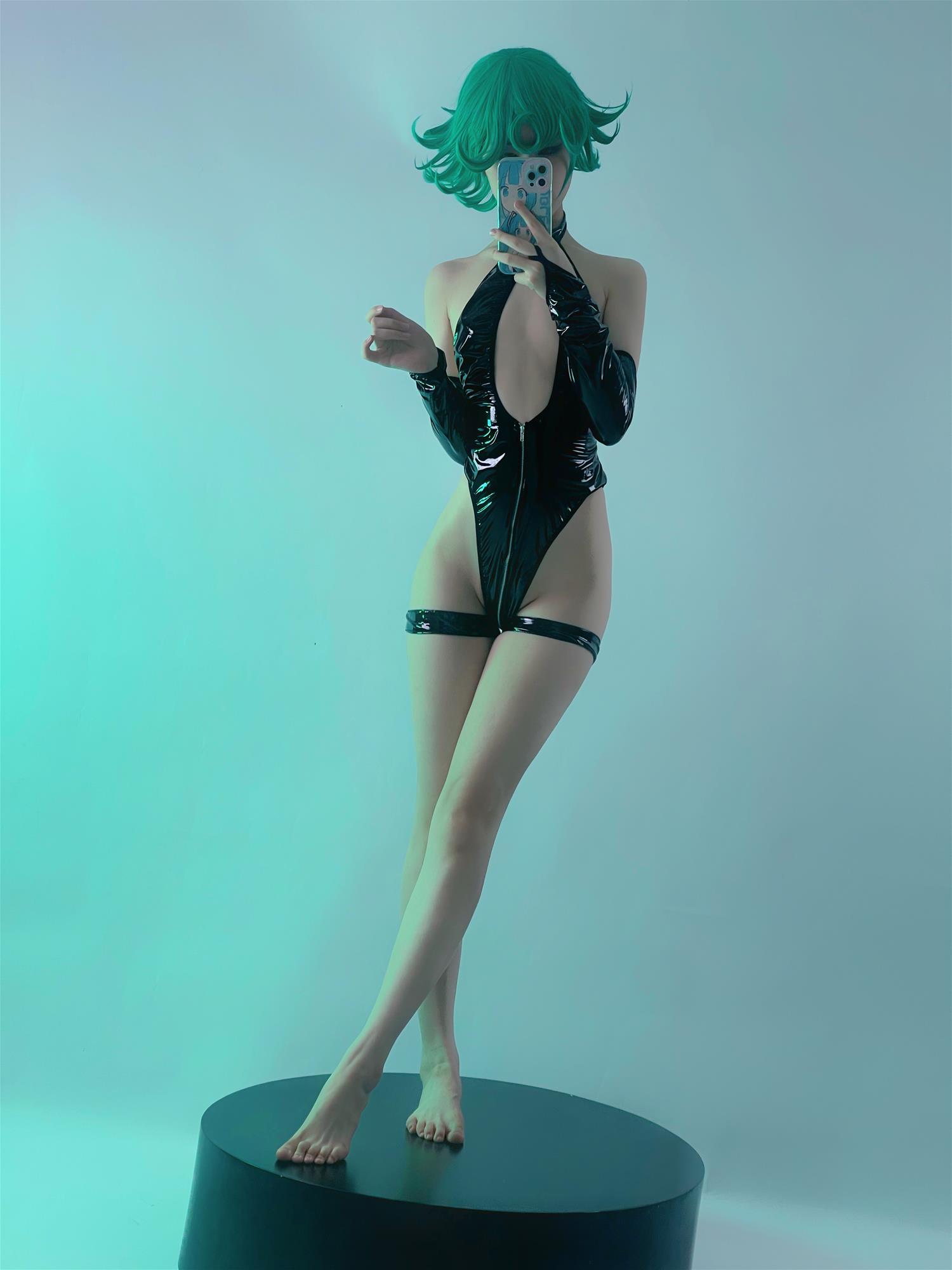 幼愛youmeko 龙卷 [28P-213MB]