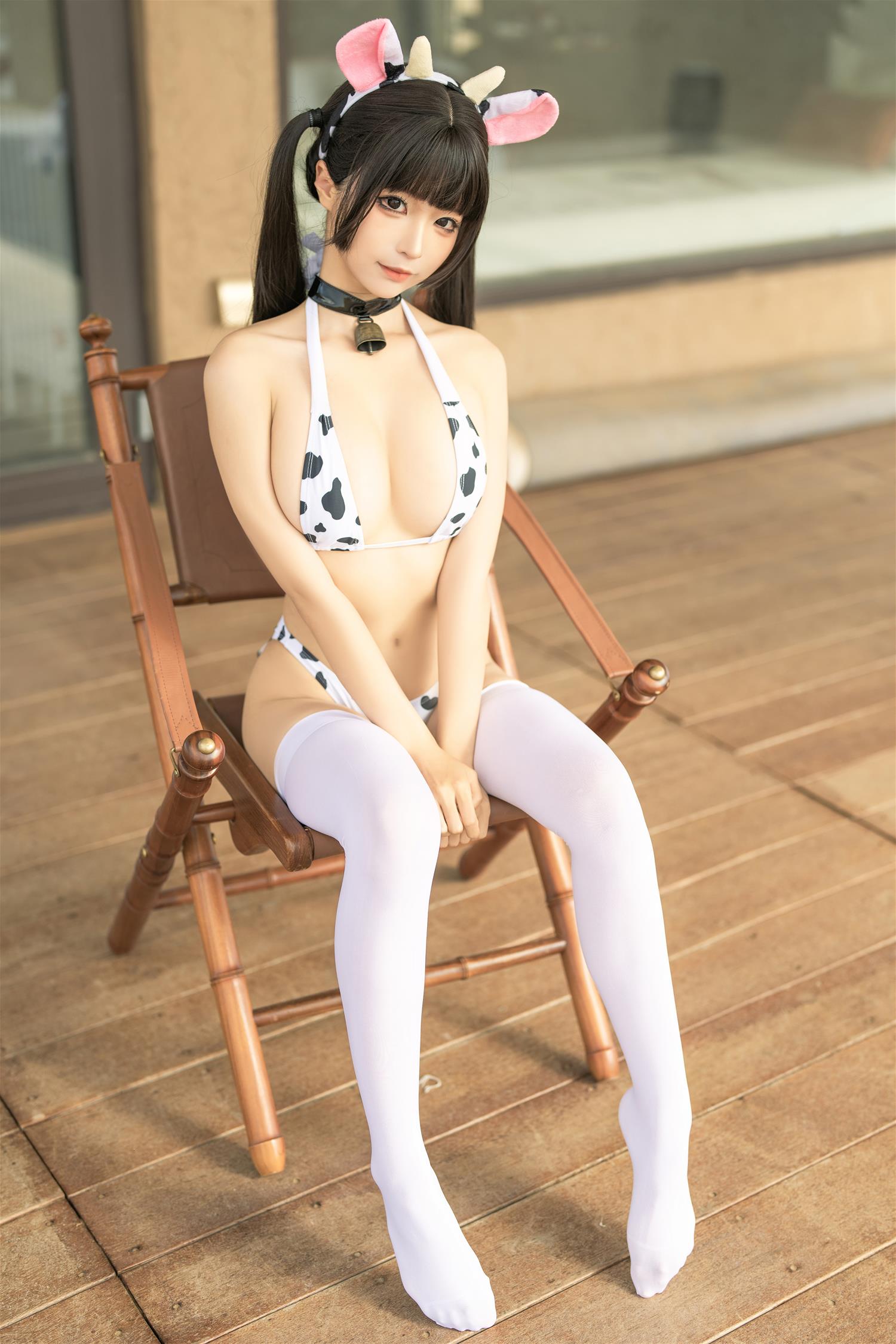 蠢沫沫 沙漠牛牛女仆 [6P-53MB]