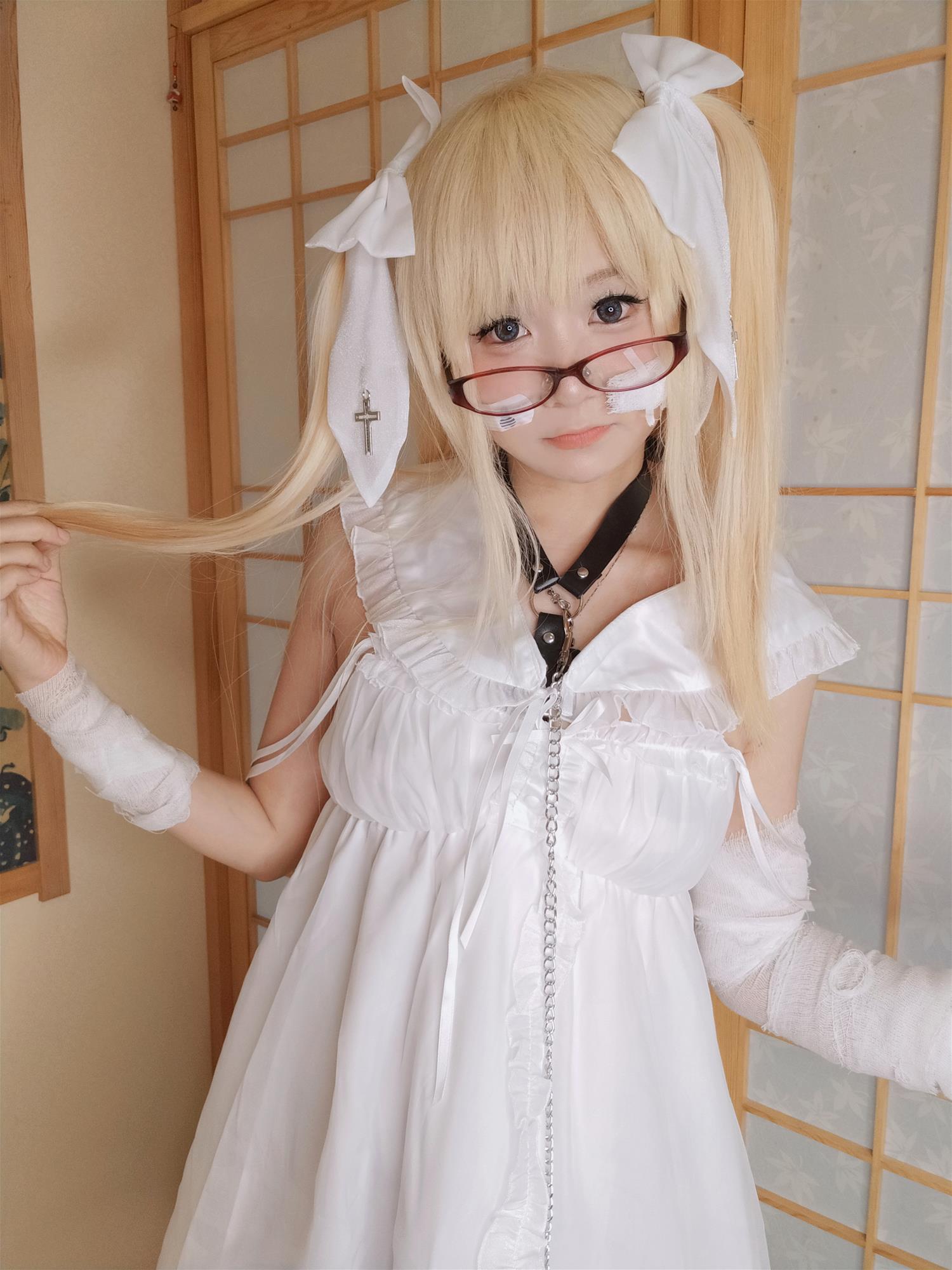 摇摇乐yoyo 纯白 [67P-406MB]