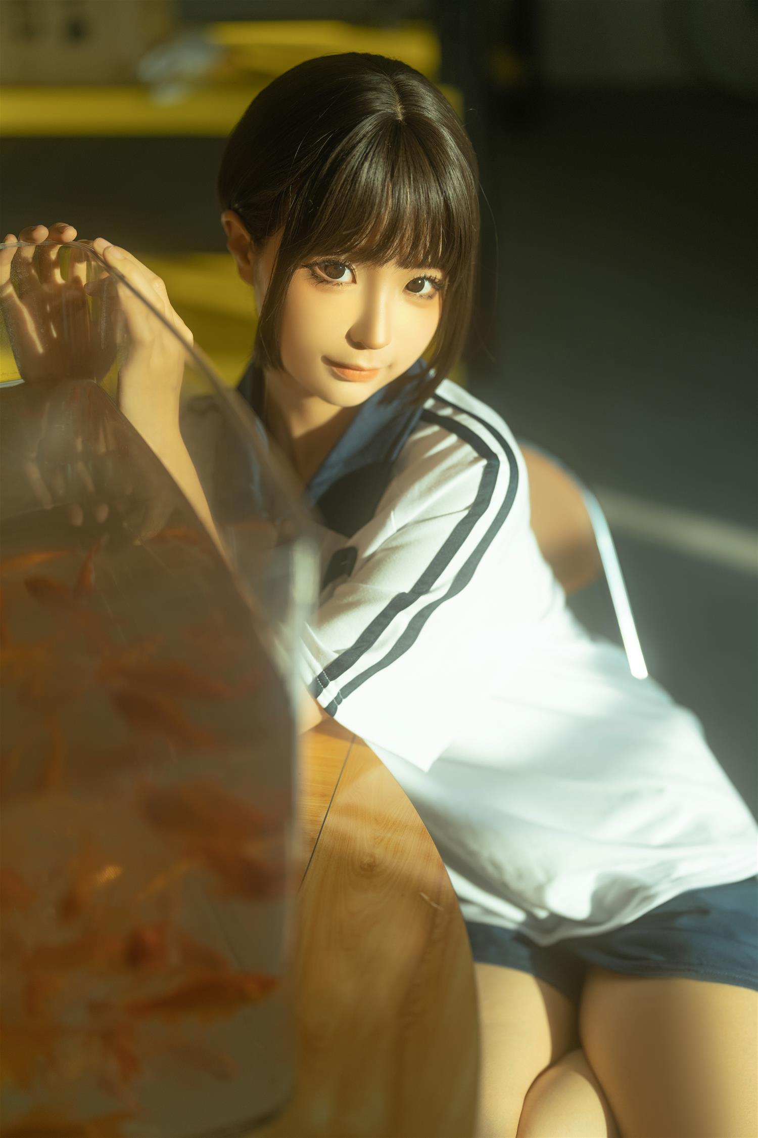 蠢沫沫 学妹 [13P-110MB]