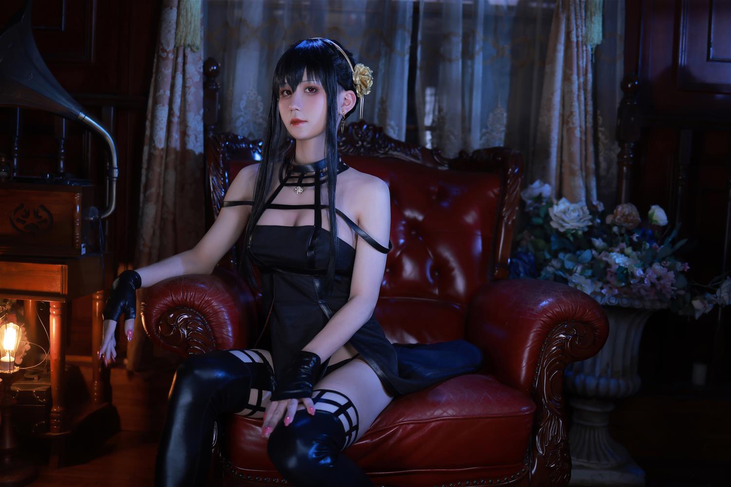 桜满三时 约尔礼服 [45P-416MB]