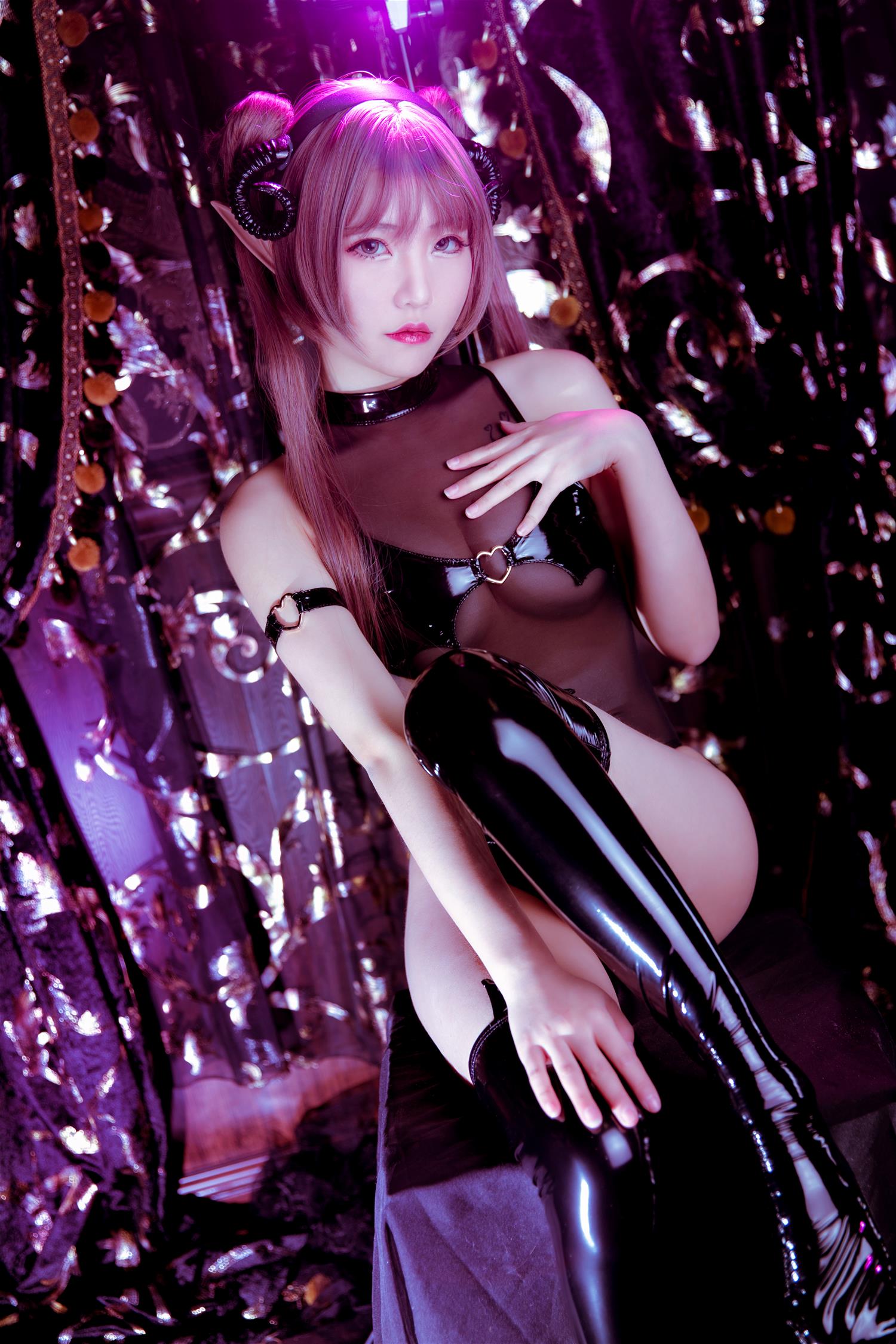 楼家银子 死亡小恶魔 [16P-129MB]