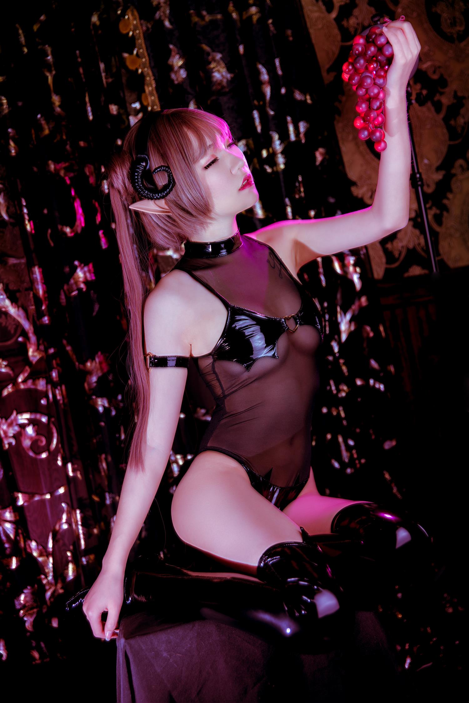 楼家银子 死亡小恶魔 [16P-129MB]