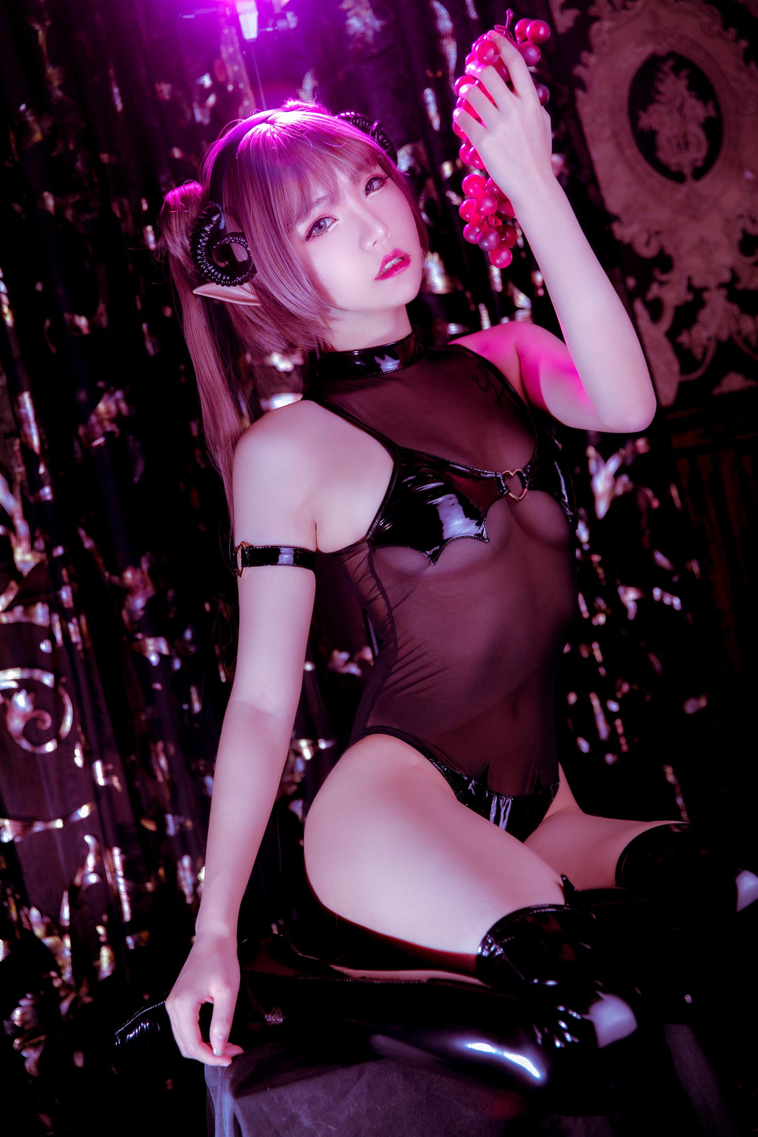 楼家银子 死亡小恶魔 [16P-129MB]